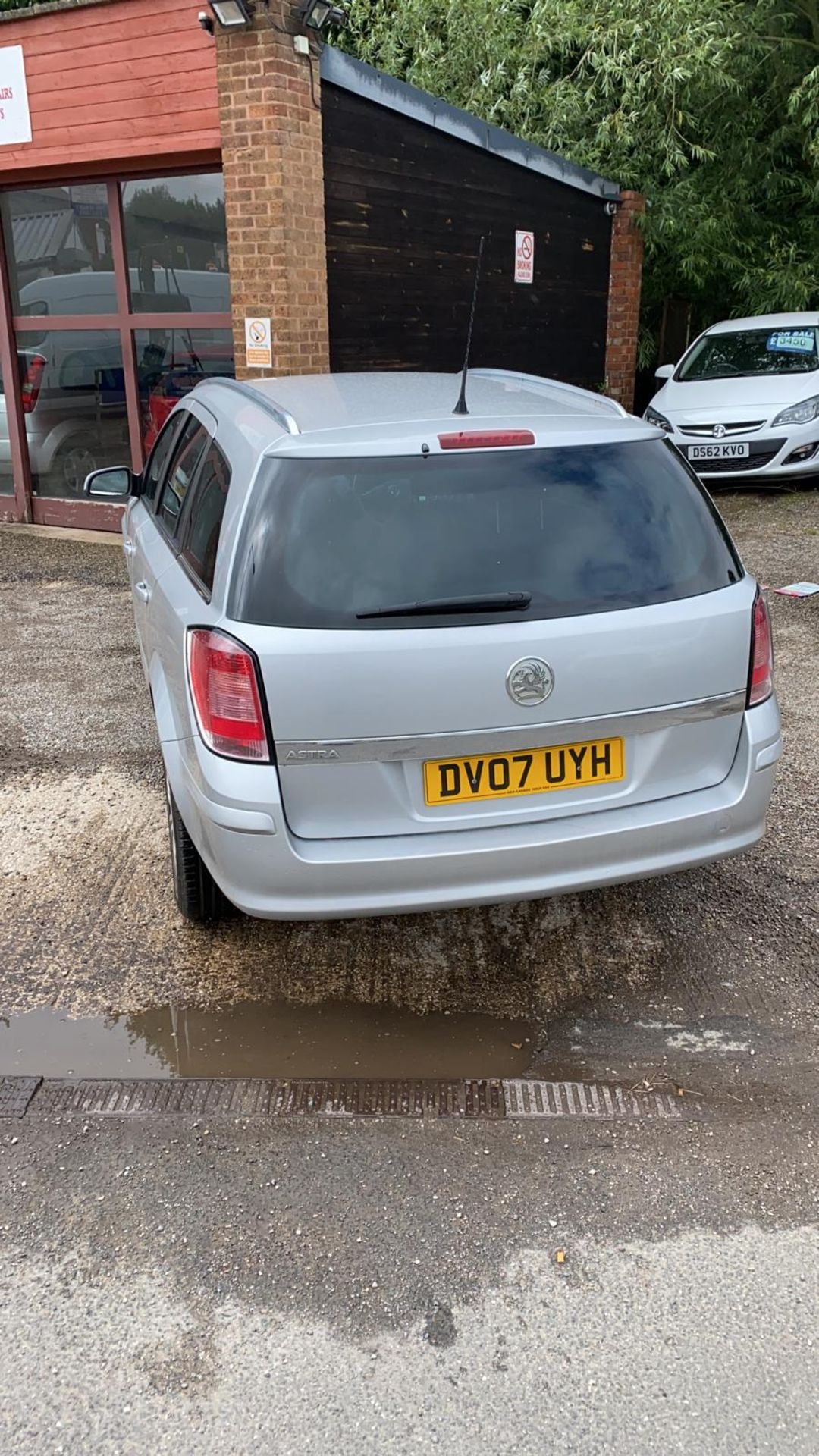 2007/07 REG VAUXHALL ASTRA DESIGN 1.6 PETROL SILVER ESTATE, SHOWING 3 FORMER KEEPERS *NO VAT* - Image 5 of 10