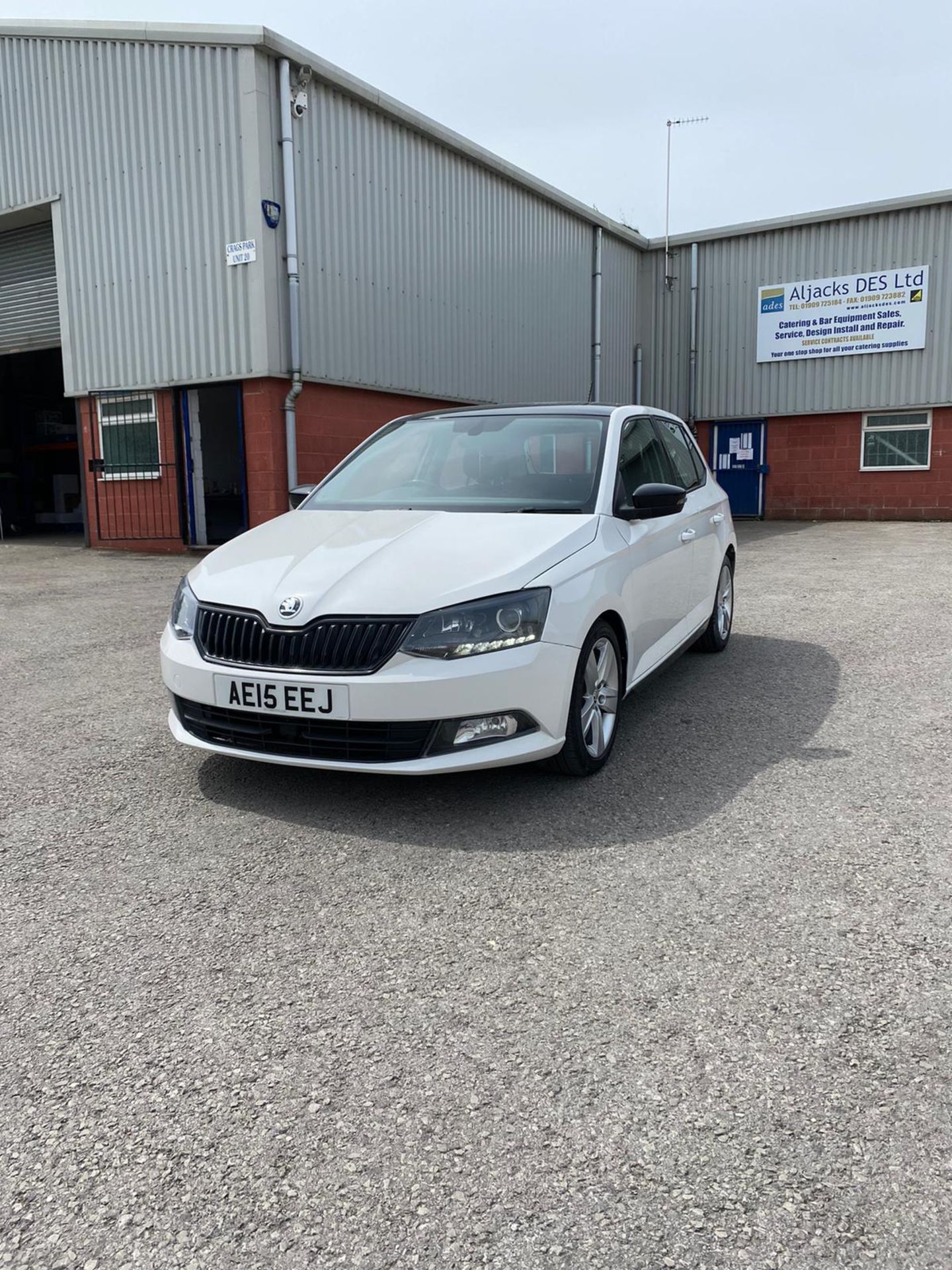 2015/15 REG SKODA FABIA SE L TDI 1.4 DIESEL WHITE 5 DOOR HATCHBACK, SHOWING 1 FORMER KEEPER *NO VAT* - Image 3 of 20