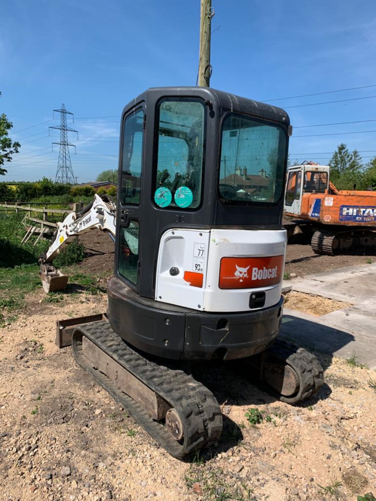 BOBCAT E25 RUBBER TRACKED COMPACT EXCAVATOR / DIGGER, YEAR 2014, 15.3 KW, MASS 2516 KG *PLUS VAT* - Image 4 of 19