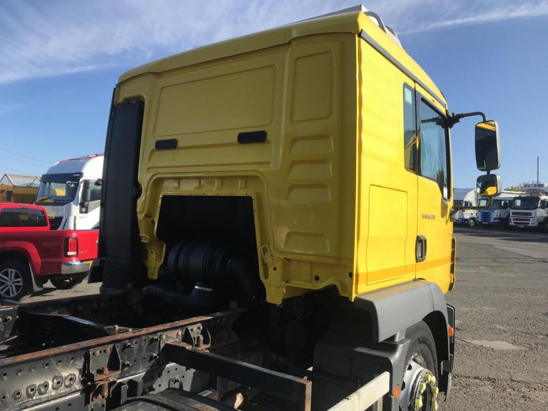 2012/12 REG MAN TG-M 18.250 4X2 LL L 6.9L DIESEL SLEEPER CAB AUTO GEARBOX GOOD CONDITION *PLUS VAT* - Image 3 of 15