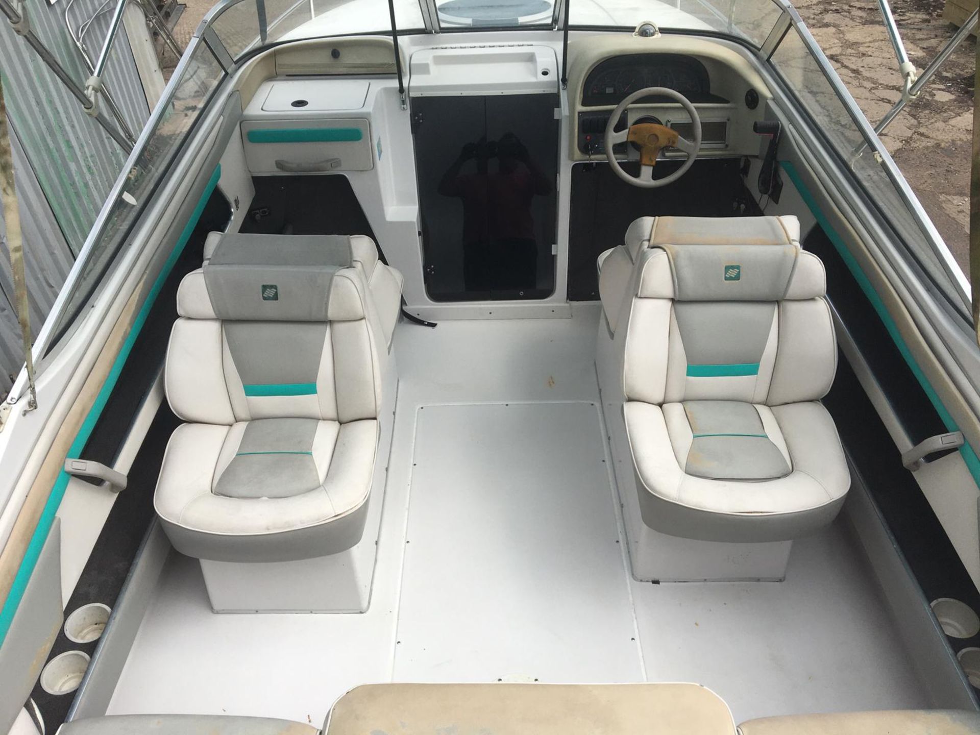 SKYLARK FOUR WINNS 215 SUNDOWNER BOAT 5.0 VOLVO PENTA SS STERNDRIVE, 460 HOURS, C/W TRAILER *NO VAT* - Image 12 of 12