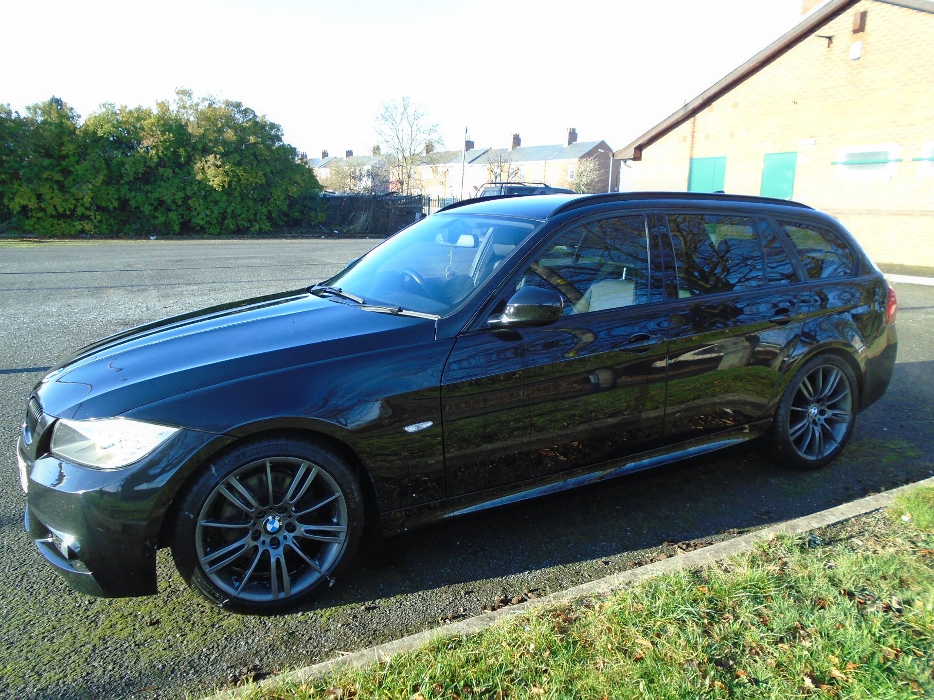 2010/60 REG BMW 3 SERIES 320D SPORT PLUS EDITION TOURING 2.0 DIESEL BLACK ESTATE *NO VAT* - Image 4 of 7