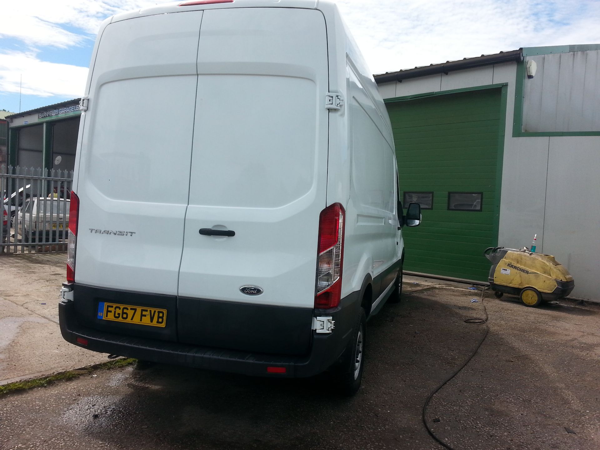 2017/67 REG FORD TRANSIT 350 L3H3 LWB 2.0 DIESEL WHITE PANEL VAN, SHOWING 1 FORMER KEEPER *PLUS VAT* - Image 5 of 11