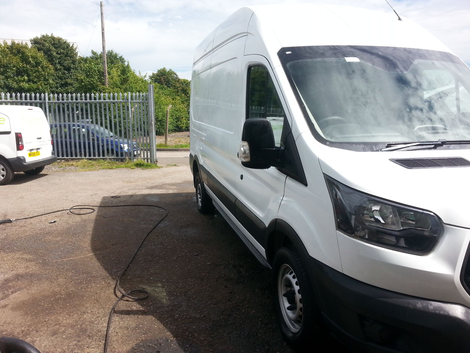 2017/67 REG FORD TRANSIT 350 L3H3 LWB 2.0 DIESEL WHITE PANEL VAN, SHOWING 1 FORMER KEEPER *PLUS VAT* - Image 4 of 11