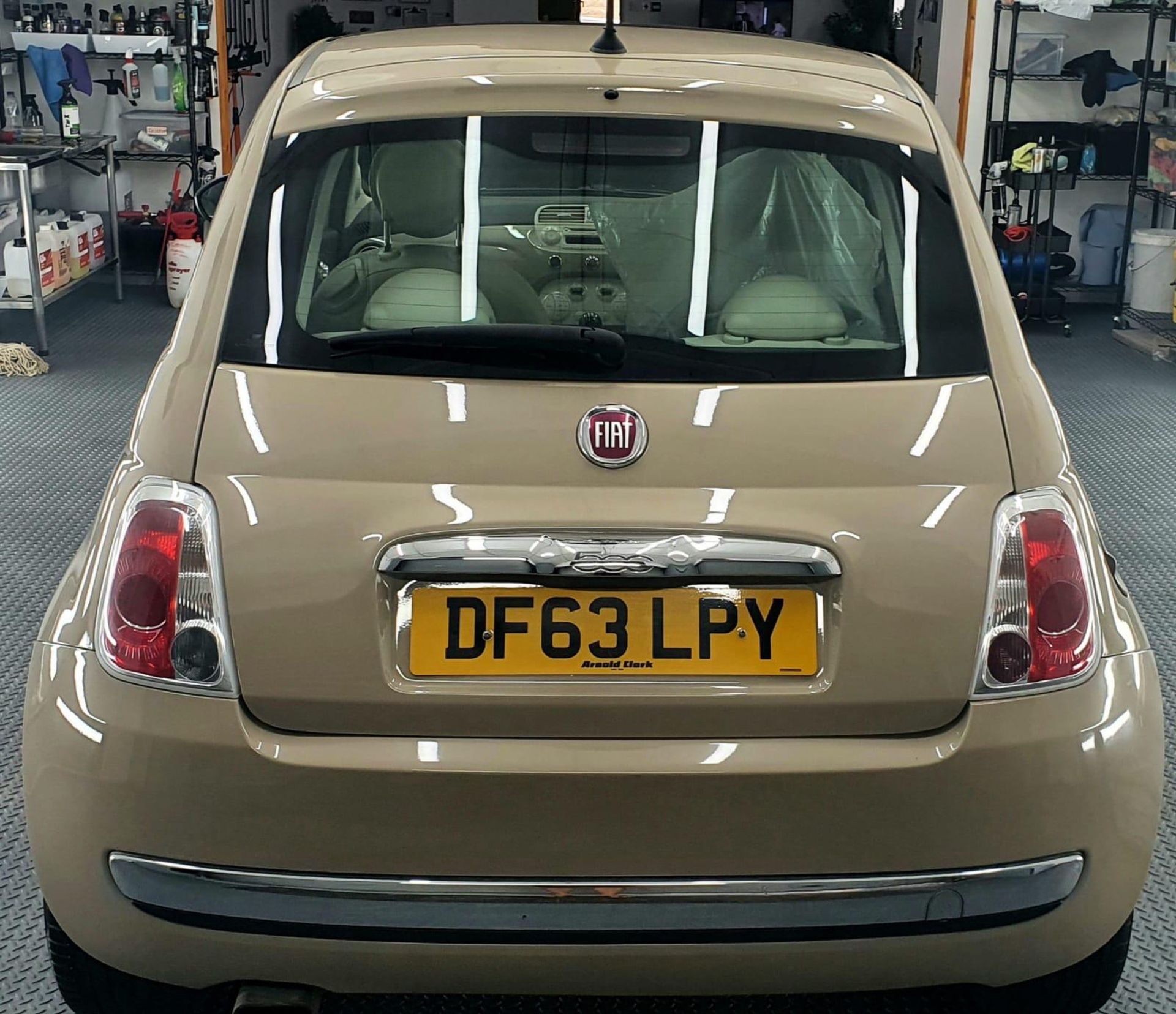 2014/63 REG FIAT 500 LOUNGE TWINAIR 875CC PETROL BEIGE 3 DOOR HATCHBACK, SHOWING 2 FORMER KEEPERS - Image 6 of 7