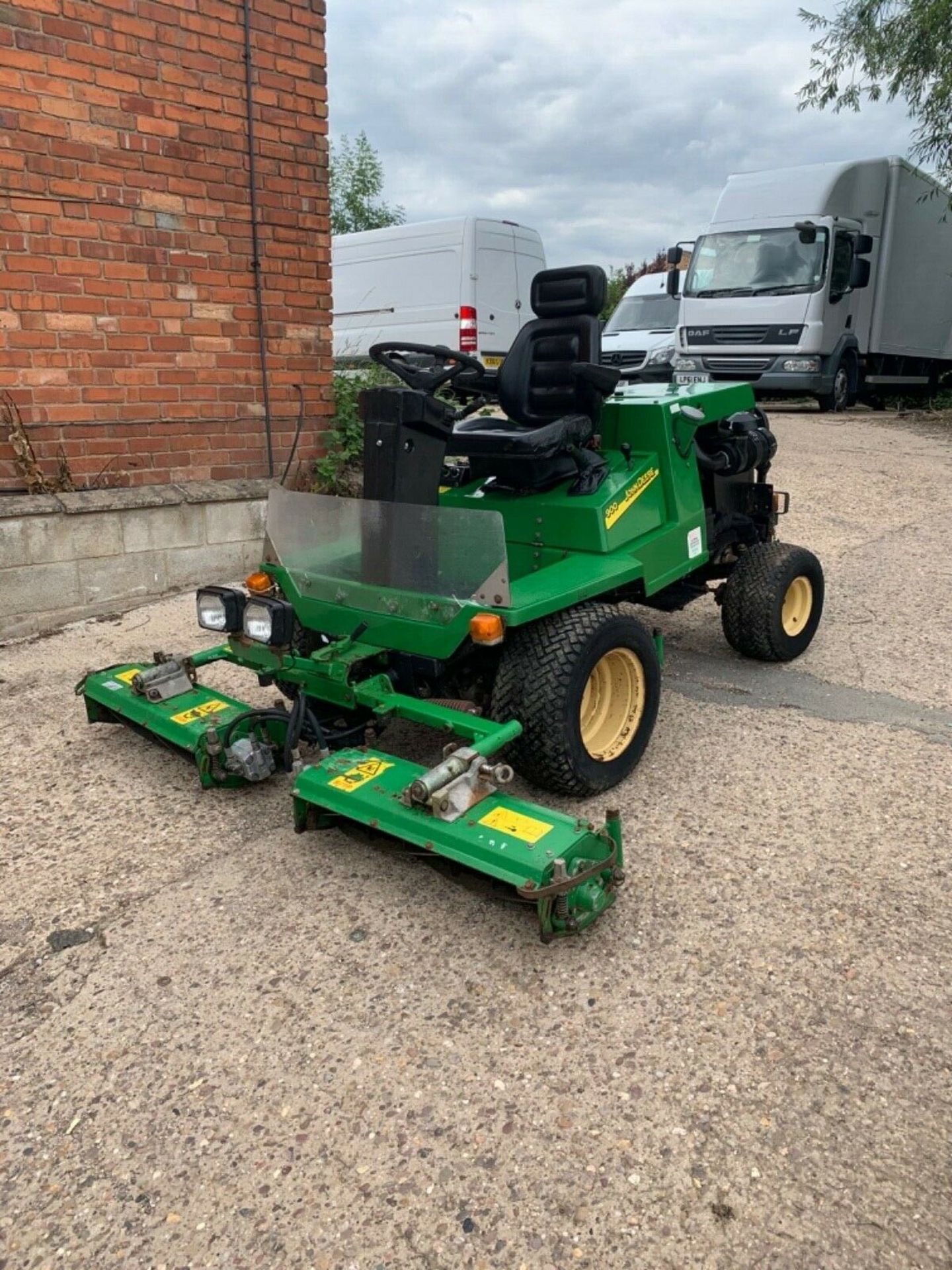 JOHN DEERE ROBERINE 900 HYDRAULIC CYLINDER MOWER, YANMAR ENGINE, 4WD 4X4 *PLUS VAT* - Image 2 of 6