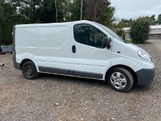 2012/12 REG VAUXHALL VIVARO 2700 CDTI 113 SWB 2.0 DIESEL WHITE PANEL VAN, SHOWING 2 FORMER KEEPERS