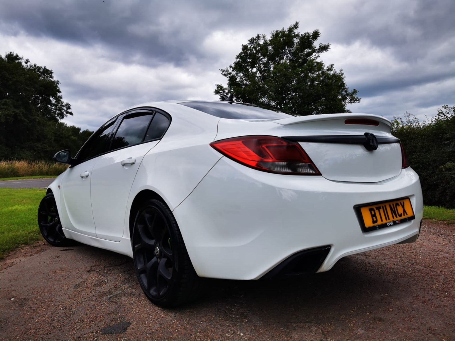 2011/11 REG VAUXHALL INSIGNIA VXR NAV TURBO 4X4 2.8 PETROL 4 DOOR SALOON, SHOWING 4 FORMER KEEPERS - Image 5 of 22