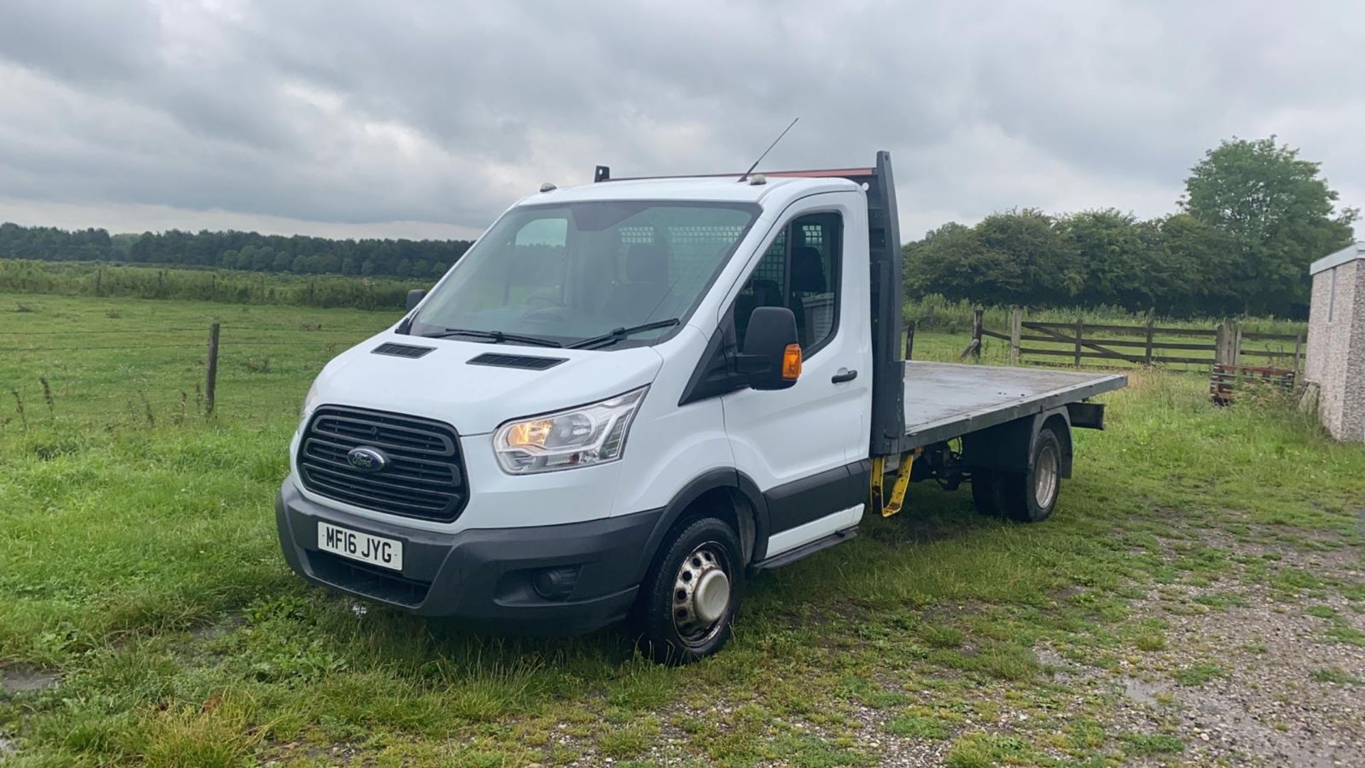 2016/16 REG FORD TRANSIT 155 T350 RWD FLATBED 2.2 DIESEL WHITE, SHOWING 0 FORMER KEEPERS *NO VAT* - Image 3 of 10