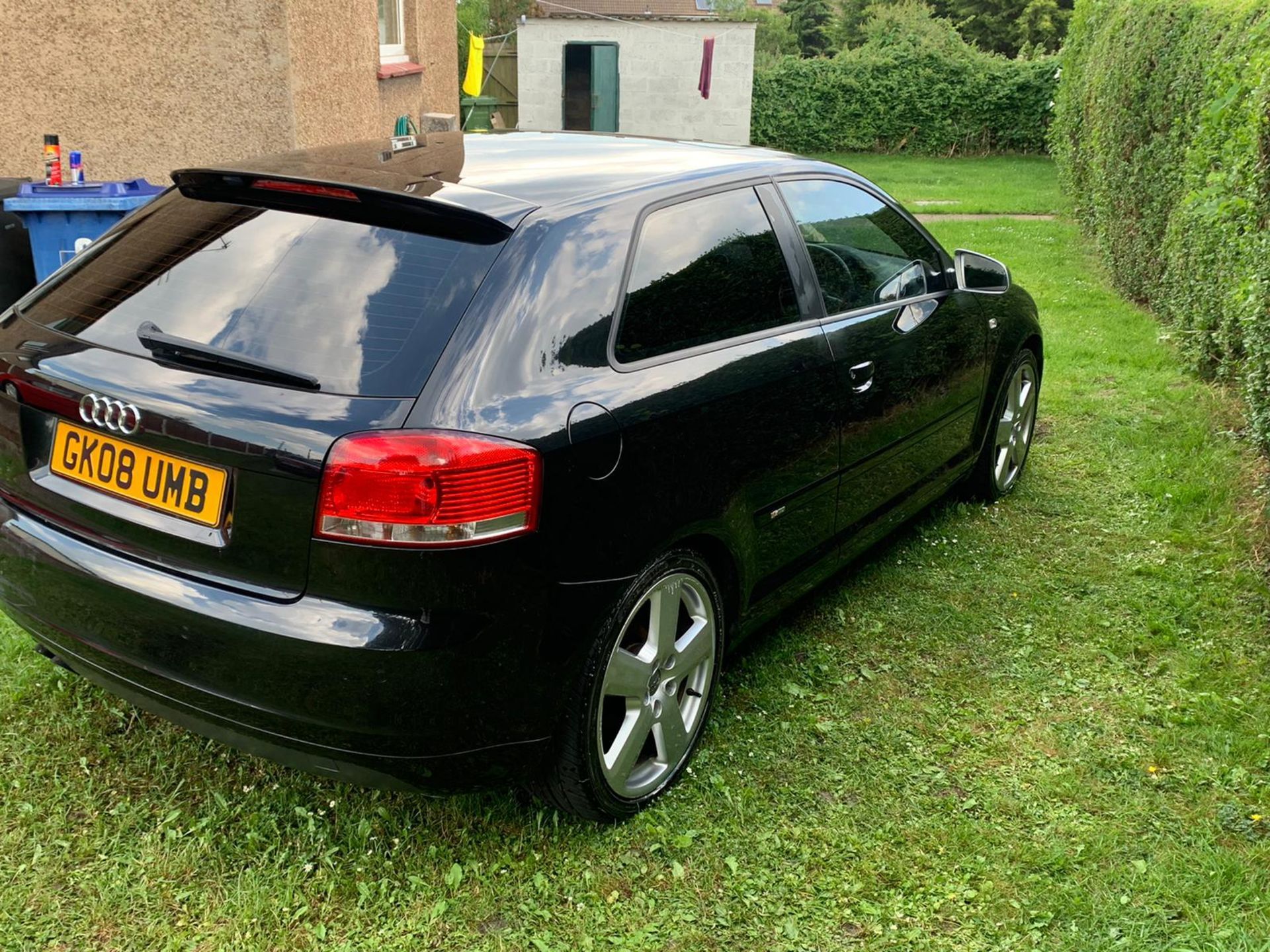 2008/08 REG AUDI A3 TDI S LINE 2.0 DIESEL BLACK 3 DOOR HATCHBACK 140 BHP, SHOWING 2 FORMER KEEPERS - Image 2 of 6