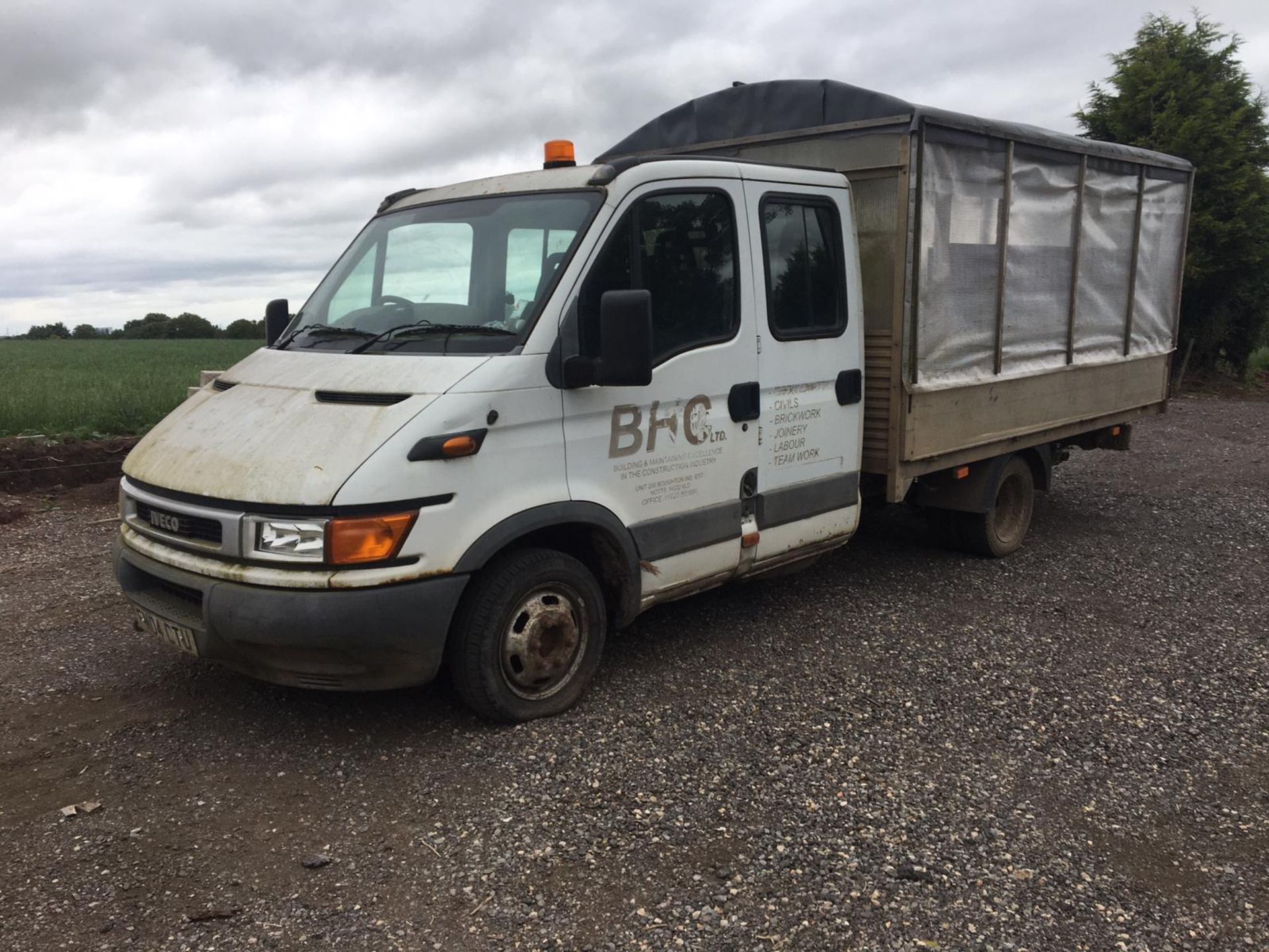 2004/04 REG IVECO DAILY (S2000) 35C12D CRC 3750 WB 2.3 DIESEL, SHOWING 4 FORMER KEEPERS *NO VAT* - Image 3 of 9