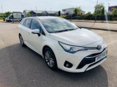 2017/17 REG TOYOTA AVENSIS VALVEMATIC BUSINESS EDITION 1.8 DIESEL 145HP AUTO WHITE ESTATE *NO VAT*