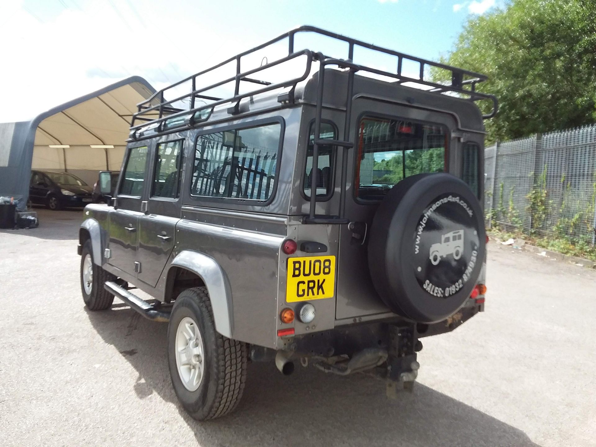 2008/08 REG LAND ROVER DEFENDER 110 XS LWB STATION WAGON 2.4 DIESEL, 7 SEATER, AIR CON *NO VAT* - Image 4 of 10