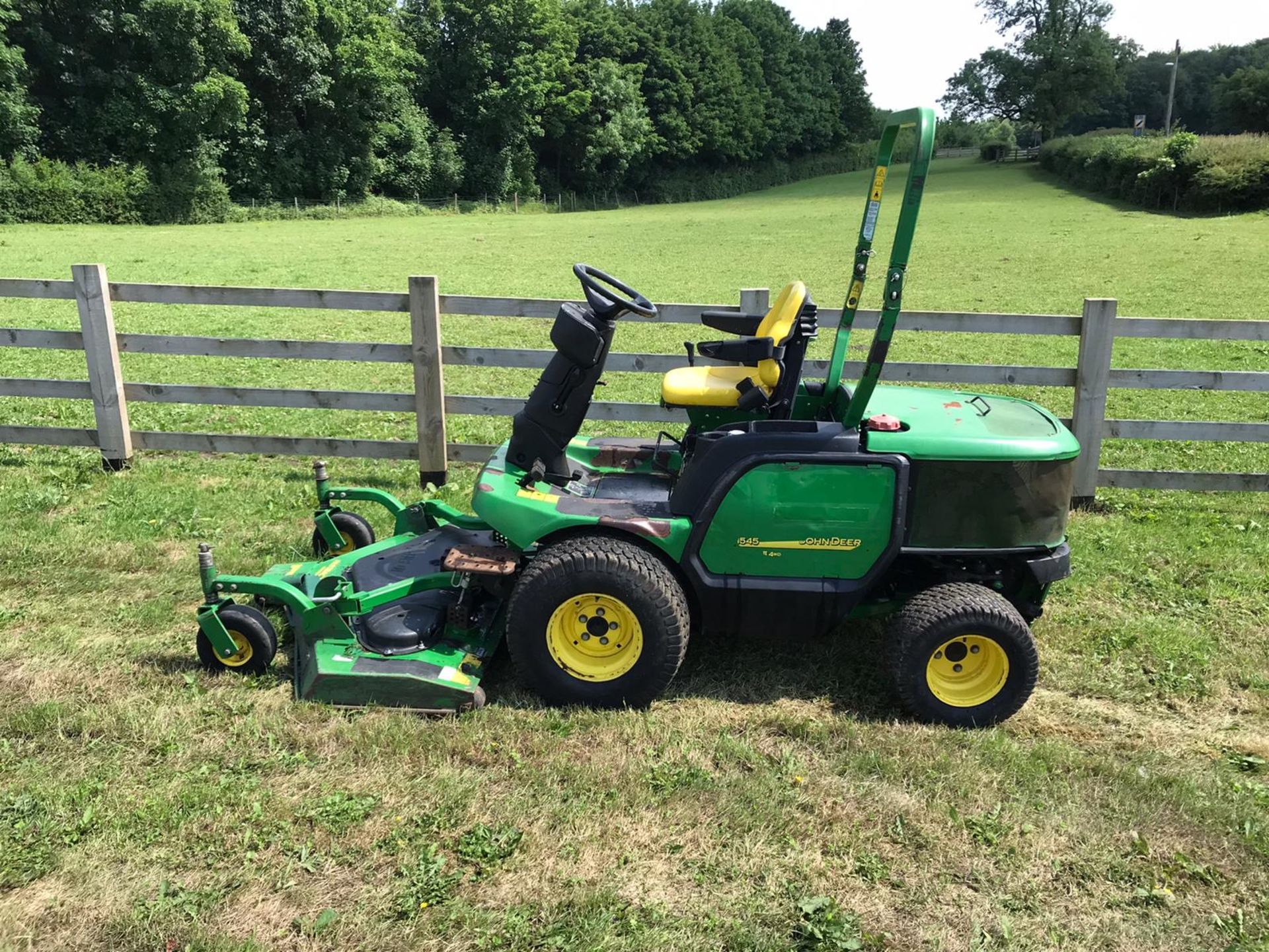 JOHN DEERE 1445 RIDE ON MOWER, UP FRONT ROTARY DECK, YEAR 2012 (REGISTERED IN 2013) EX COUNCIL - Image 3 of 10