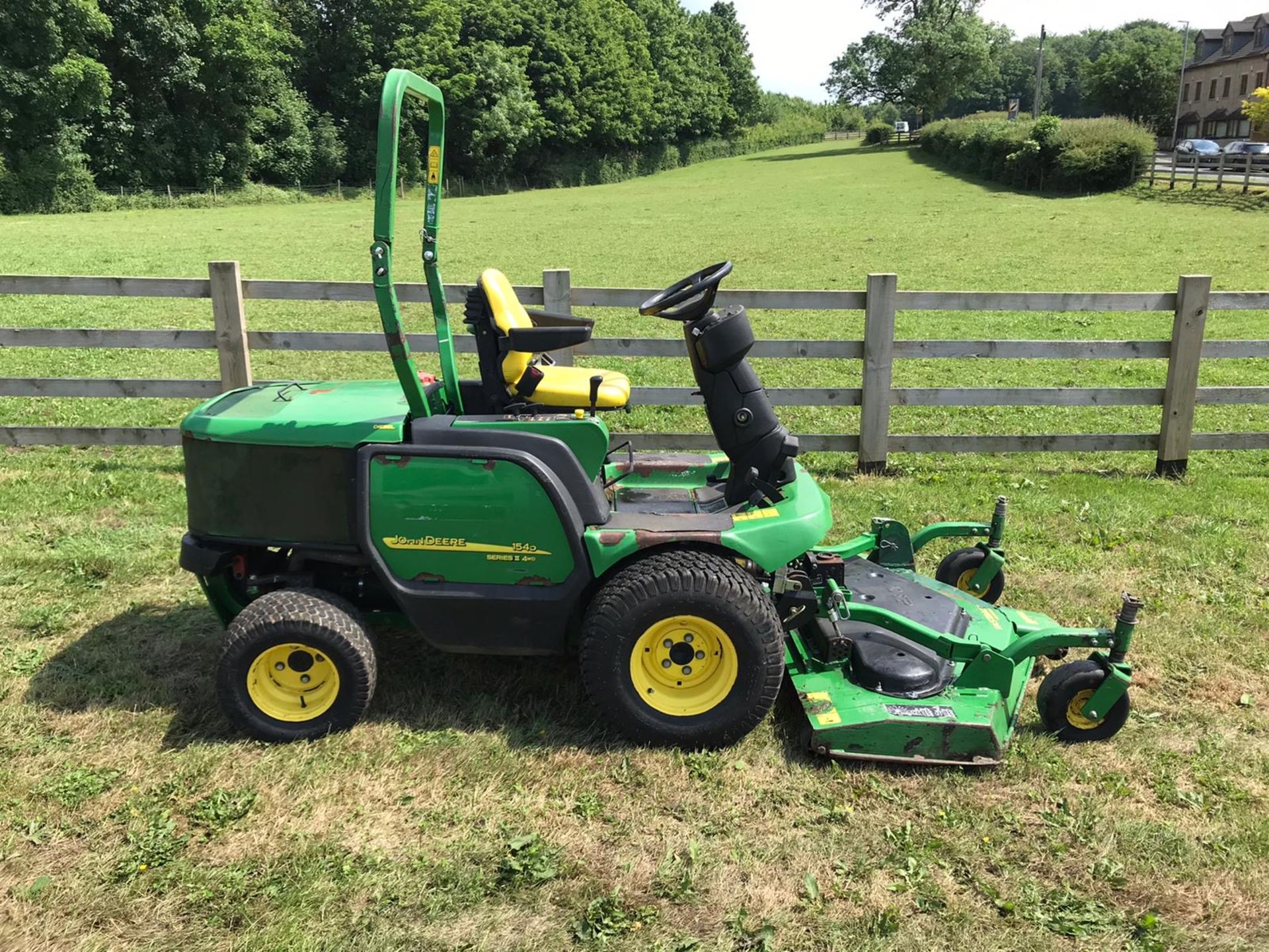 JOHN DEERE 1445 RIDE ON MOWER, UP FRONT ROTARY DECK, YEAR 2012 (REGISTERED IN 2013) EX COUNCIL