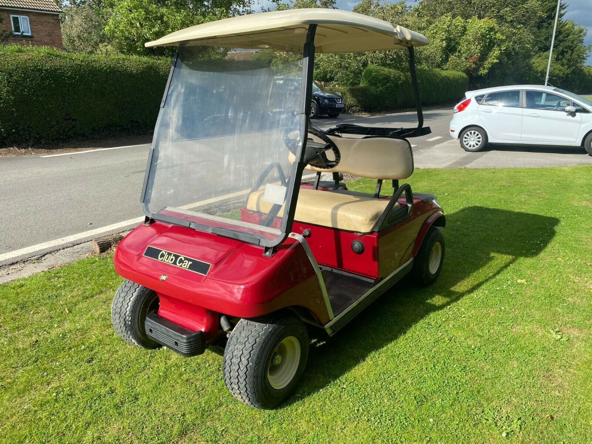 CLUB CAR GOLF BUGGY, 1 OWNER FROM NEW, PETROL, ALUMINIUM CHASSIS *PLUS VAT* - Image 5 of 7