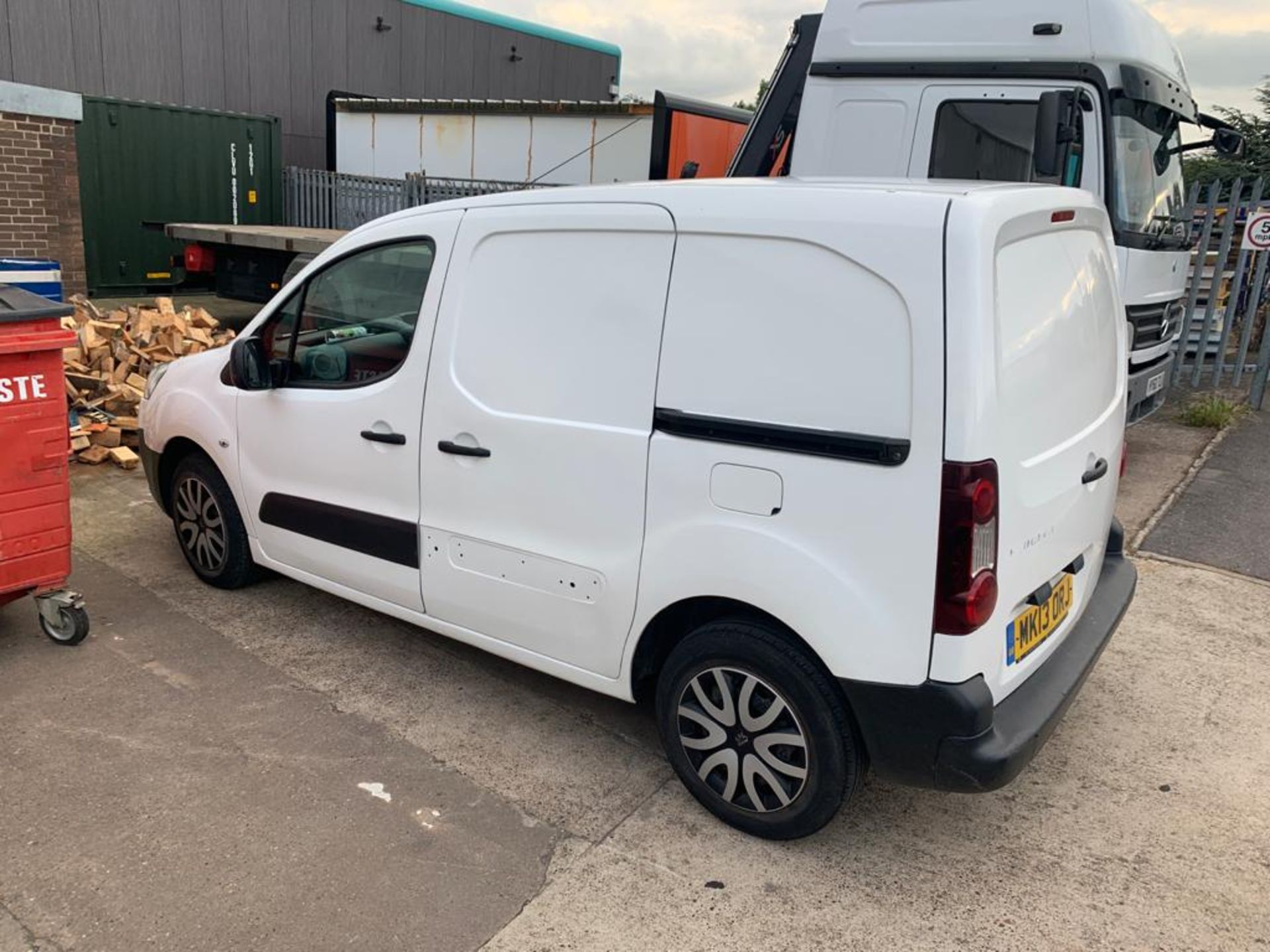 2013/13 REG PEUGEOT PARTNER HDI PROFESSIONAL L1 625 1.6 DIESEL WHITE PANEL VAN 75HP *NO VAT* - Image 3 of 6