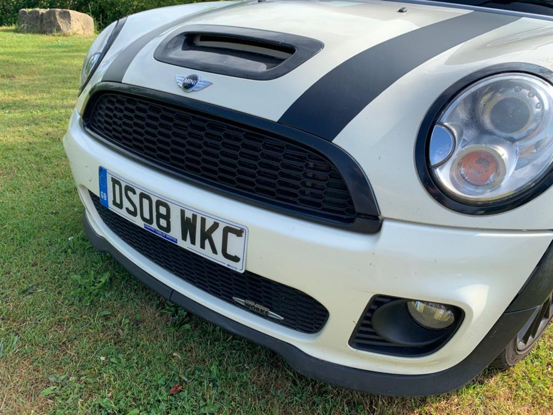 2008/08 REG MINI COOPER JOHN COOPER WORKS 1.6 PETROL WHITE 3 DOOR HATCHBACK *NO VAT* - Image 3 of 12