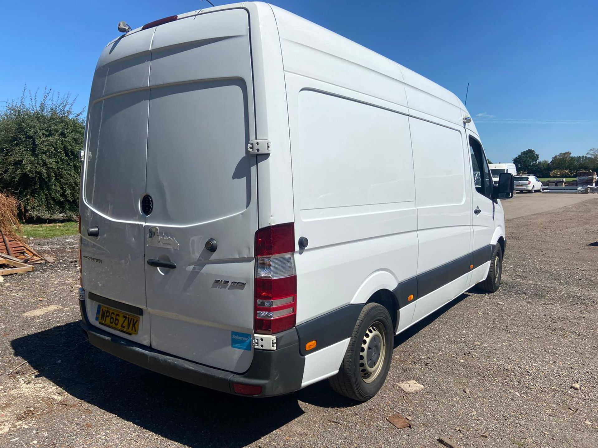 2016/16 REG MERCEDES-BENZ SPRINTER 313 CDI 2.2 DIESEL WHITE INSULATED VAN, SHOWING 0 FORMER KEEPERS - Image 5 of 12