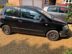 2007/07 REG VOLKSWAGEN FOX 55 1.2 PETROL BLACK 3 DOOR HATCHBACK, SHOWING 2 FORMER KEEPERS *NO VAT*