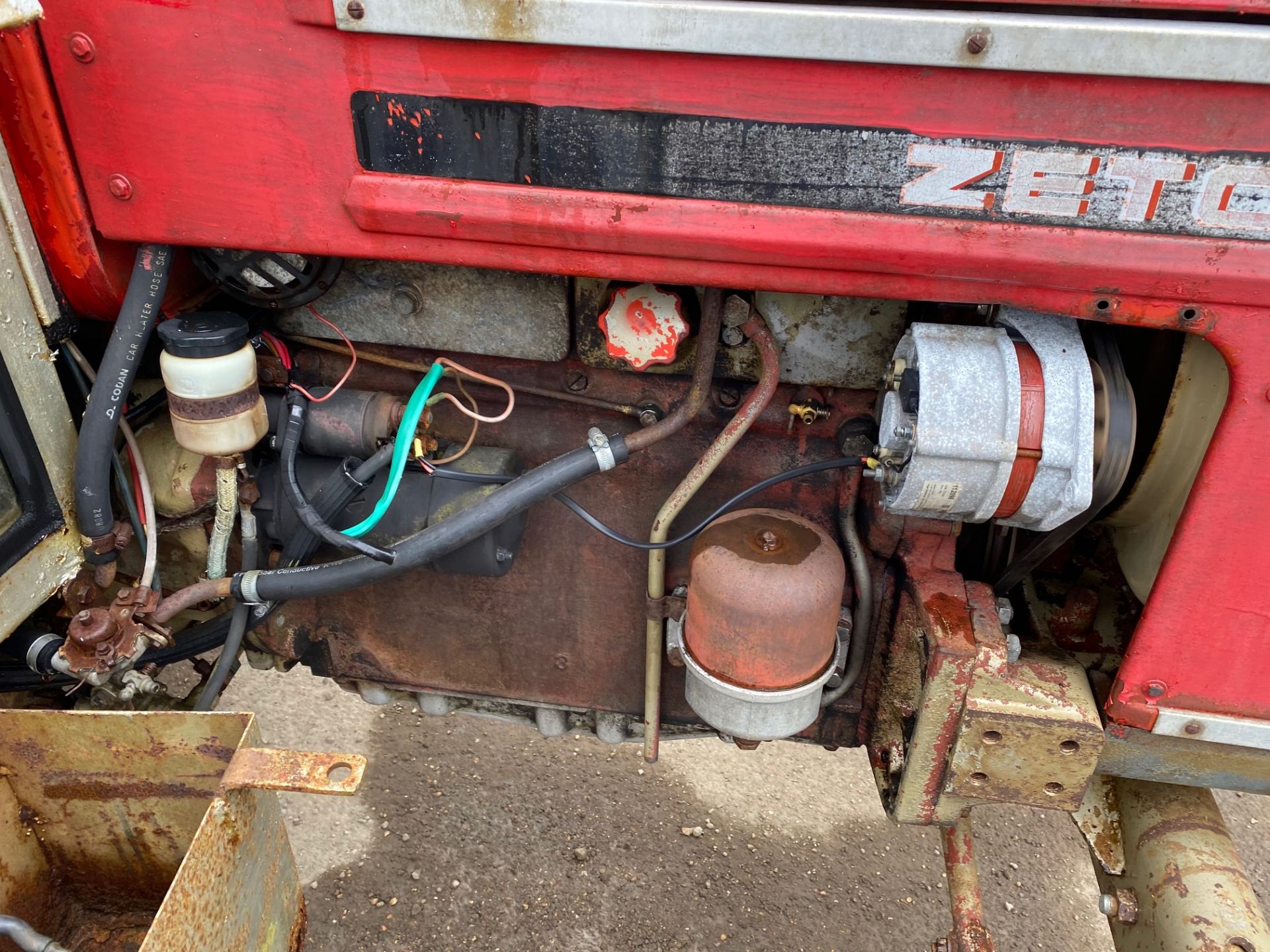 ZETOR 6911 2WD TRACTOR, FULL CAB WITH HEATER, POWER STEERING, GOOD WORKING ORDER *PLUS VAT* - Image 4 of 5