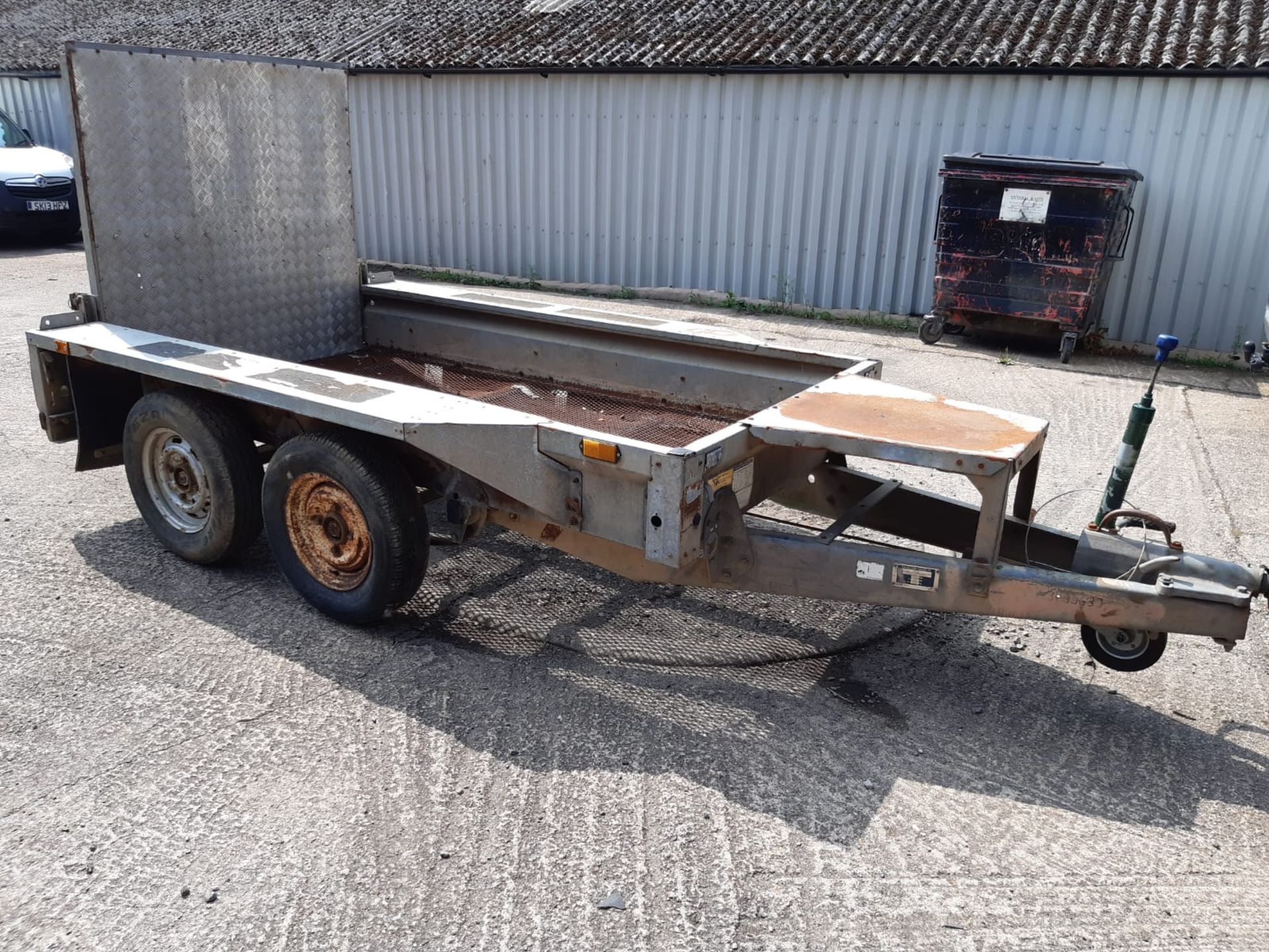 IFOR WILLIAMS TWIN AXLE TOW-ABLE PLANT TRAILER, IN GOOD ORDER *NO VAT*