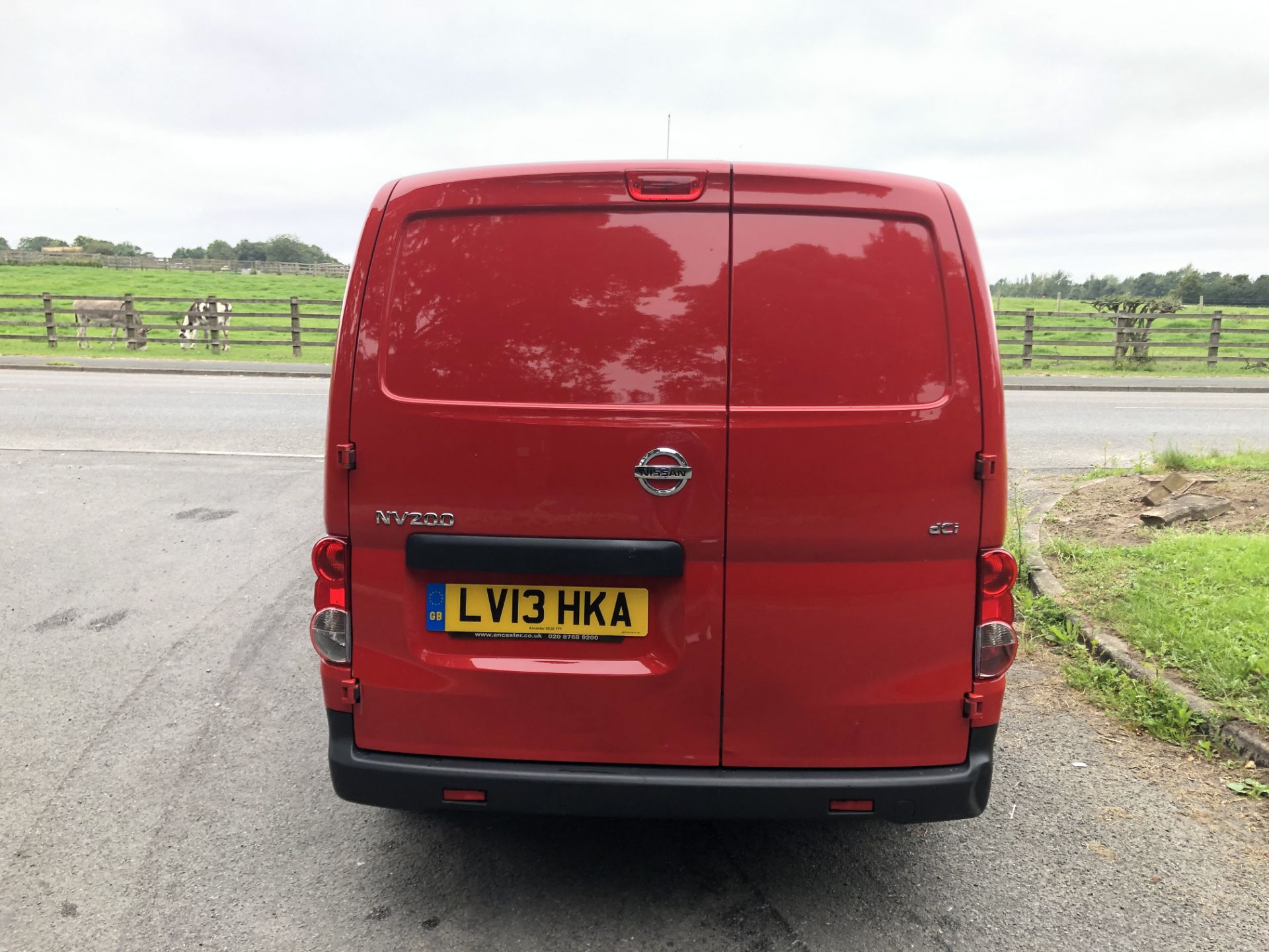 2013/13 REG NISSAN NV200 SE DCI 1.5 DIESEL RED VAN, SHOWING 1 FORMER KEEPER *NO VAT* - Image 6 of 21