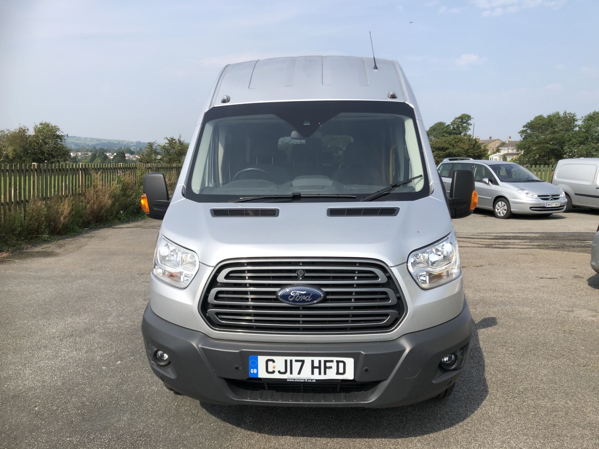 2017/17 REG FORD TRANSIT 460 TREND ECONETIC 2.2 DIESEL 17 SEAT MINIBUS, SHOWING 0 FORMER KEEPERS - Image 2 of 12