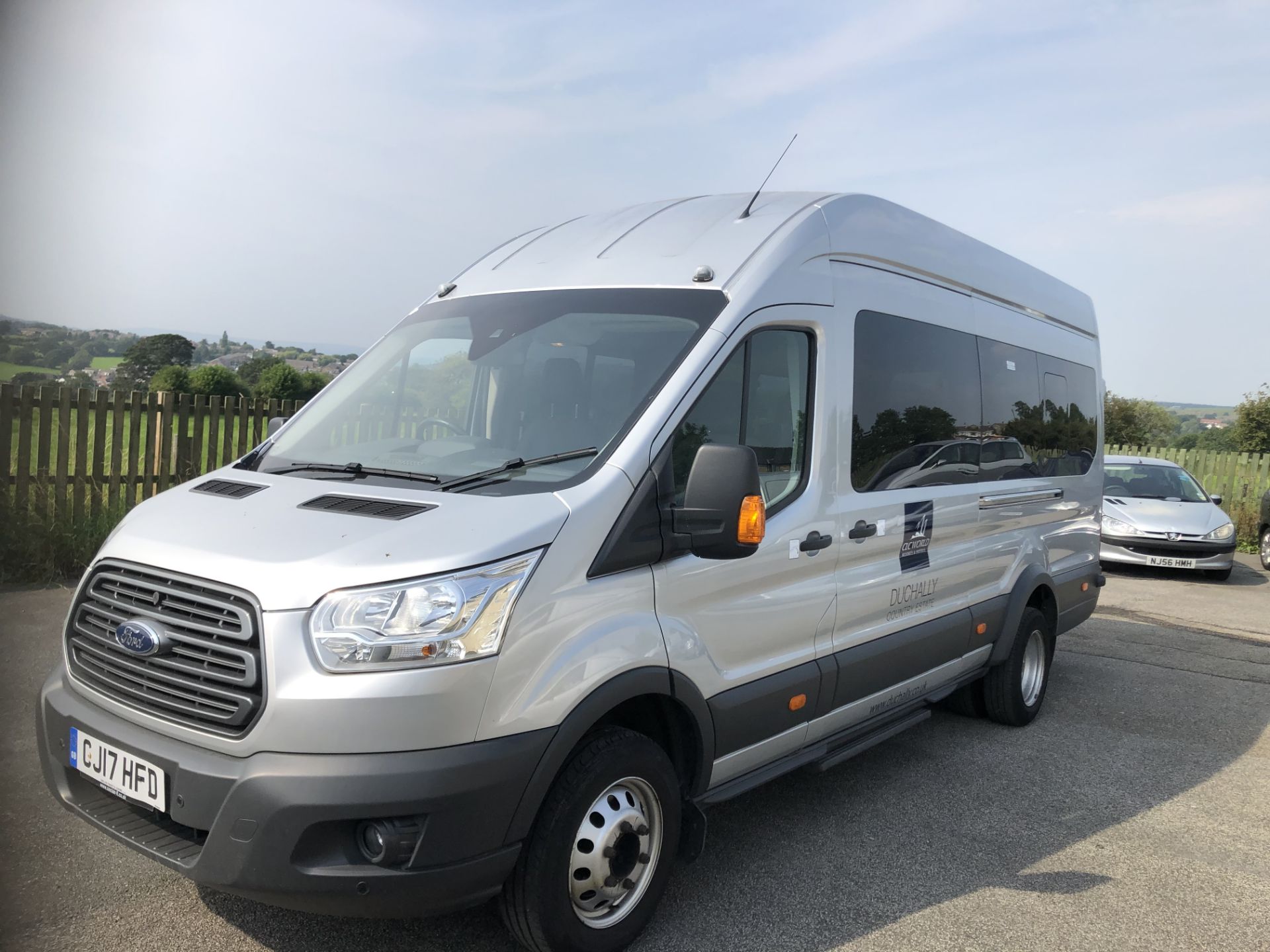 2017/17 REG FORD TRANSIT 460 TREND ECONETIC 2.2 DIESEL 17 SEAT MINIBUS, SHOWING 0 FORMER KEEPERS - Image 3 of 12