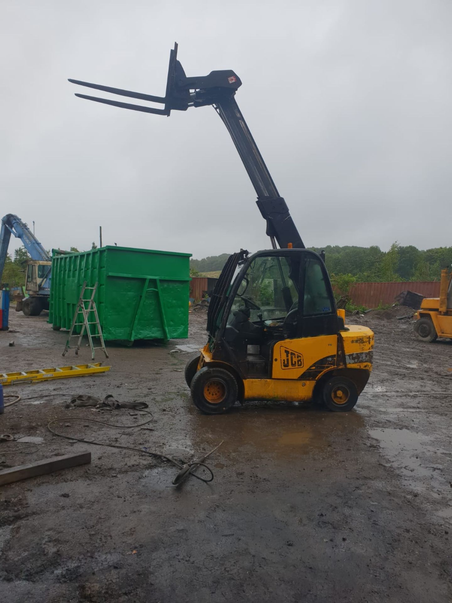 JCB 30D TELEHANDLER FULL WORKING ORDER, STARTS FIRST TOUCH OF THE KEY, RUNS, DRIVES, BOOMS OUT - Image 2 of 9