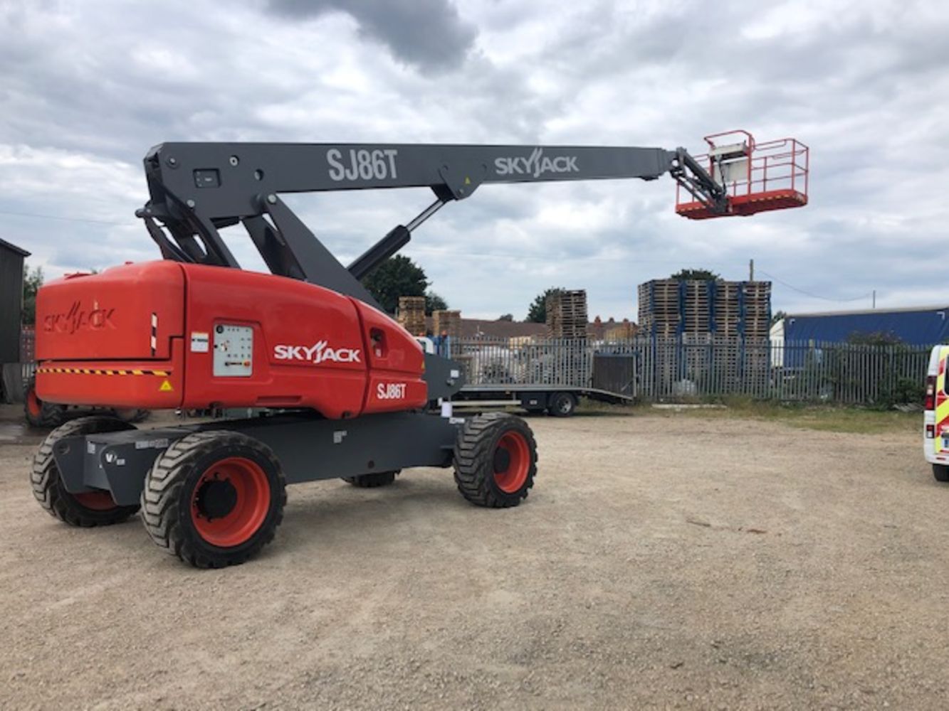 2019 CHERRY PICKER SJ86T ACCESS PLATFORM MEWP! 4x4 AUCTION! LAND ROVER DEFENDER'S, DISCOVERY SPORT, CATERING TRAILER, ASTON MARTIN, 7PM SUNDAY!