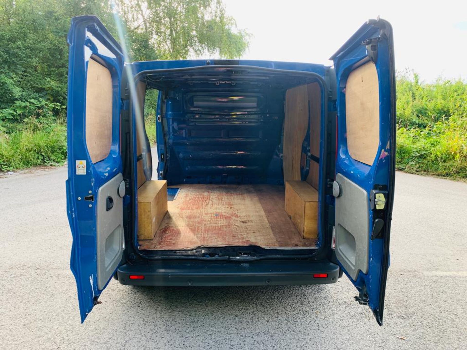 2009/09 REG NISSAN PRIMASTAR DCI 115 SE SWB 2.0 DIESEL BLUE PANEL VAN, SHOWING 1 FORMER KEEPER - Image 7 of 13