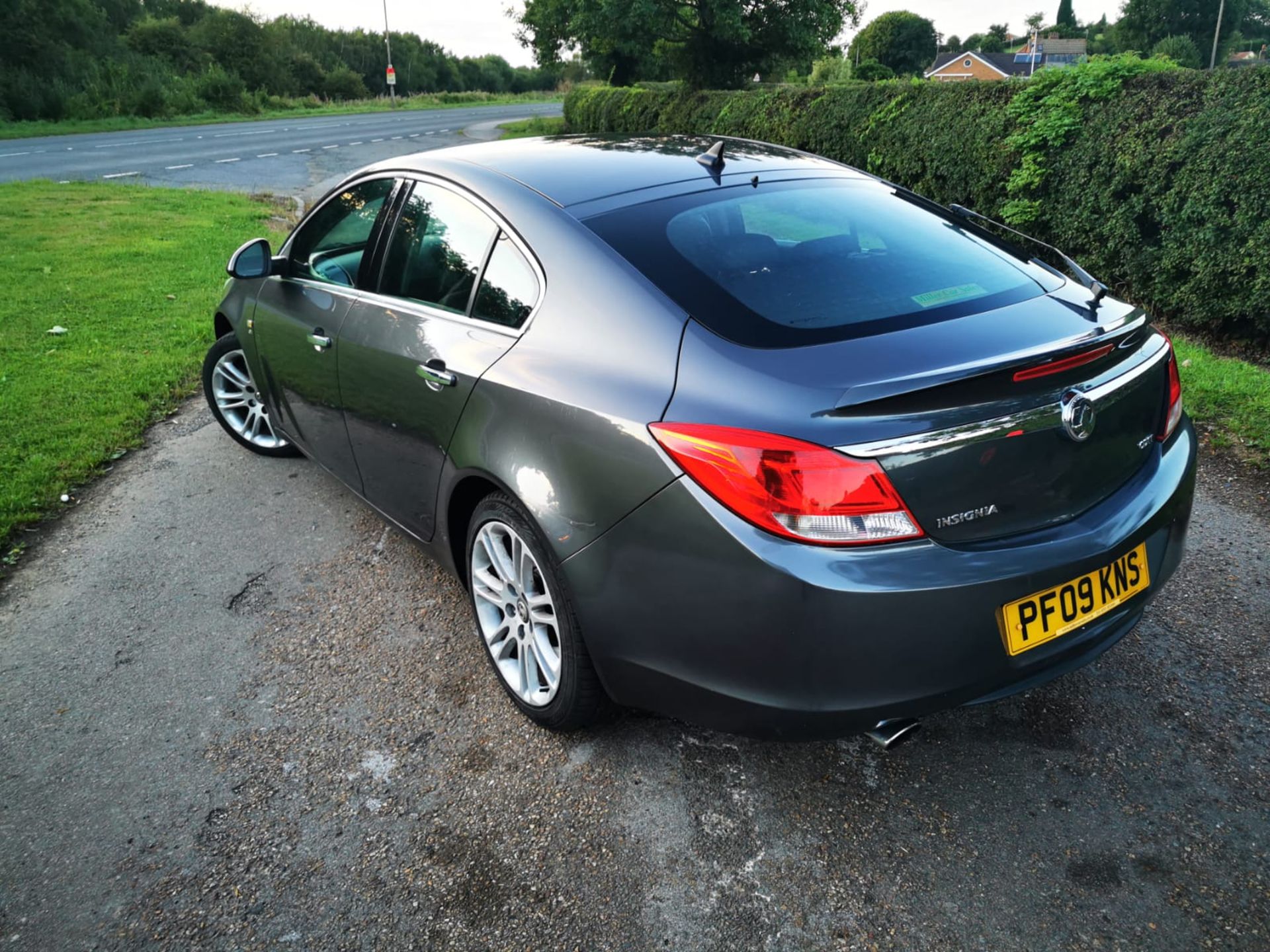 2009/09 REG VAUXHALL INSIGNIA SE NAV 160 CDTI 2.0 DIESEL 5DR HATCHBACK, SHOWING 2 FORMER KEEPERS - Image 5 of 22