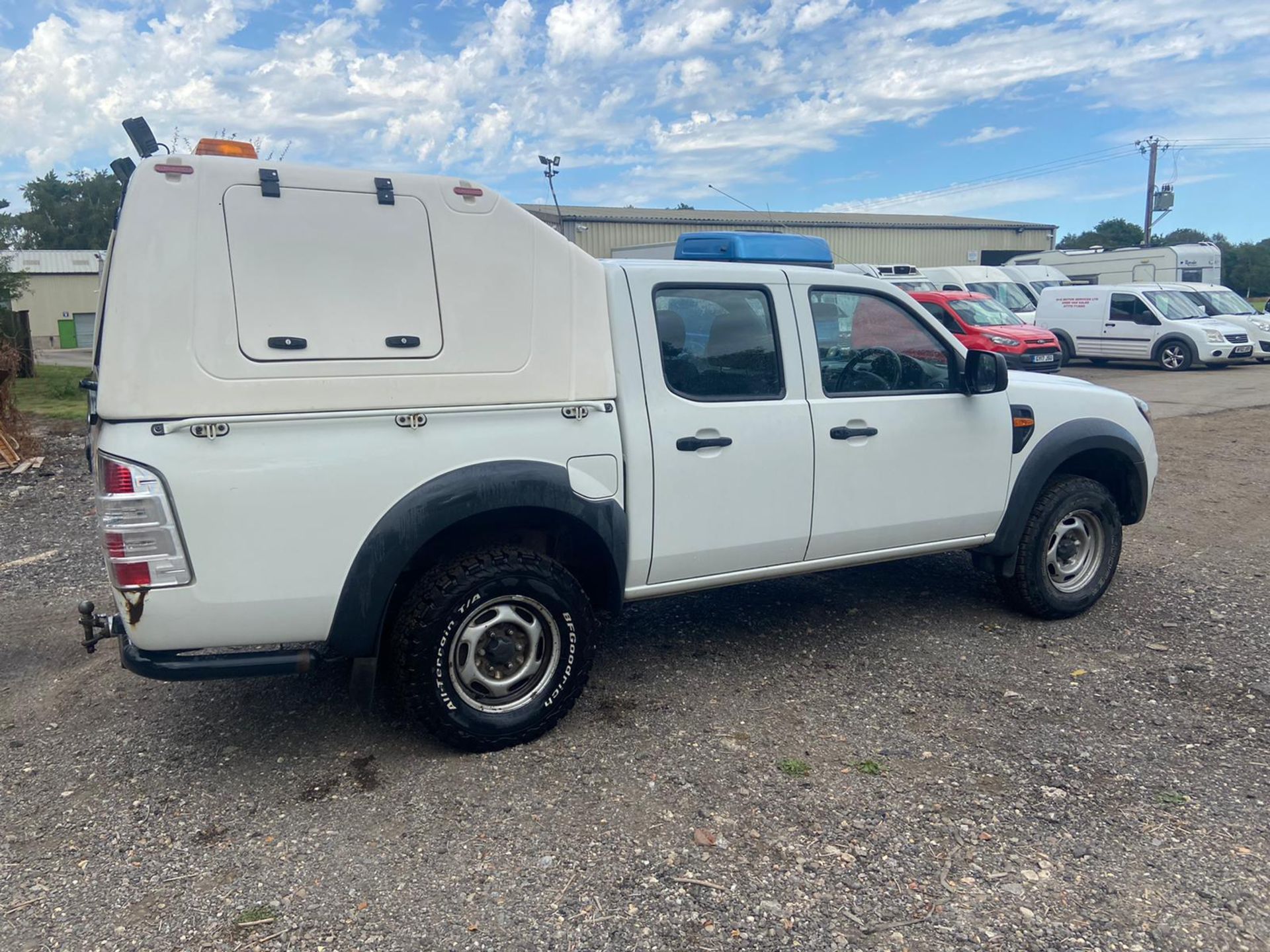 2011/11 REG FORD RANGER XL 4X4 D/C TDCI 2.5 DIESEL WHITE PICK-UP, SHOWING 1 FORMER KEEPER *PLUS VAT* - Image 6 of 12