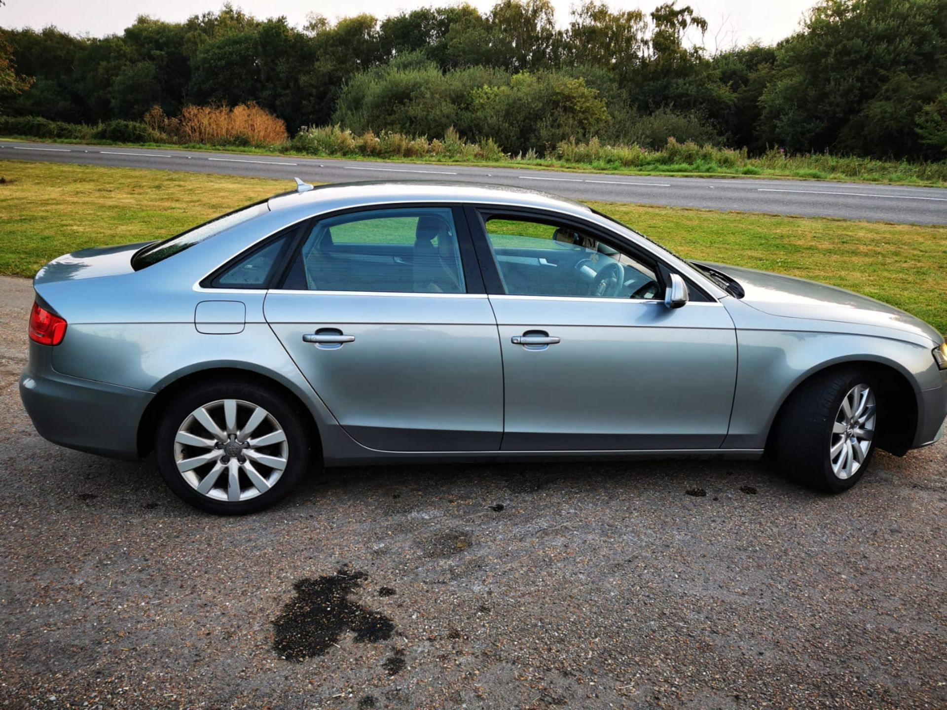 2009/09 REG AUDI A4 SE TDI 2.0 DIESEL GREY 4 DOOR SALOON, SHOWING 4 FORMER KEEPERS *NO VAT* - Image 8 of 20