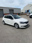 2015/15 REG SKODA FABIA SE L TDI 1.4 DIESEL WHITE 5 DOOR HATCHBACK, SHOWING 1 FORMER KEEPER *NO VAT*