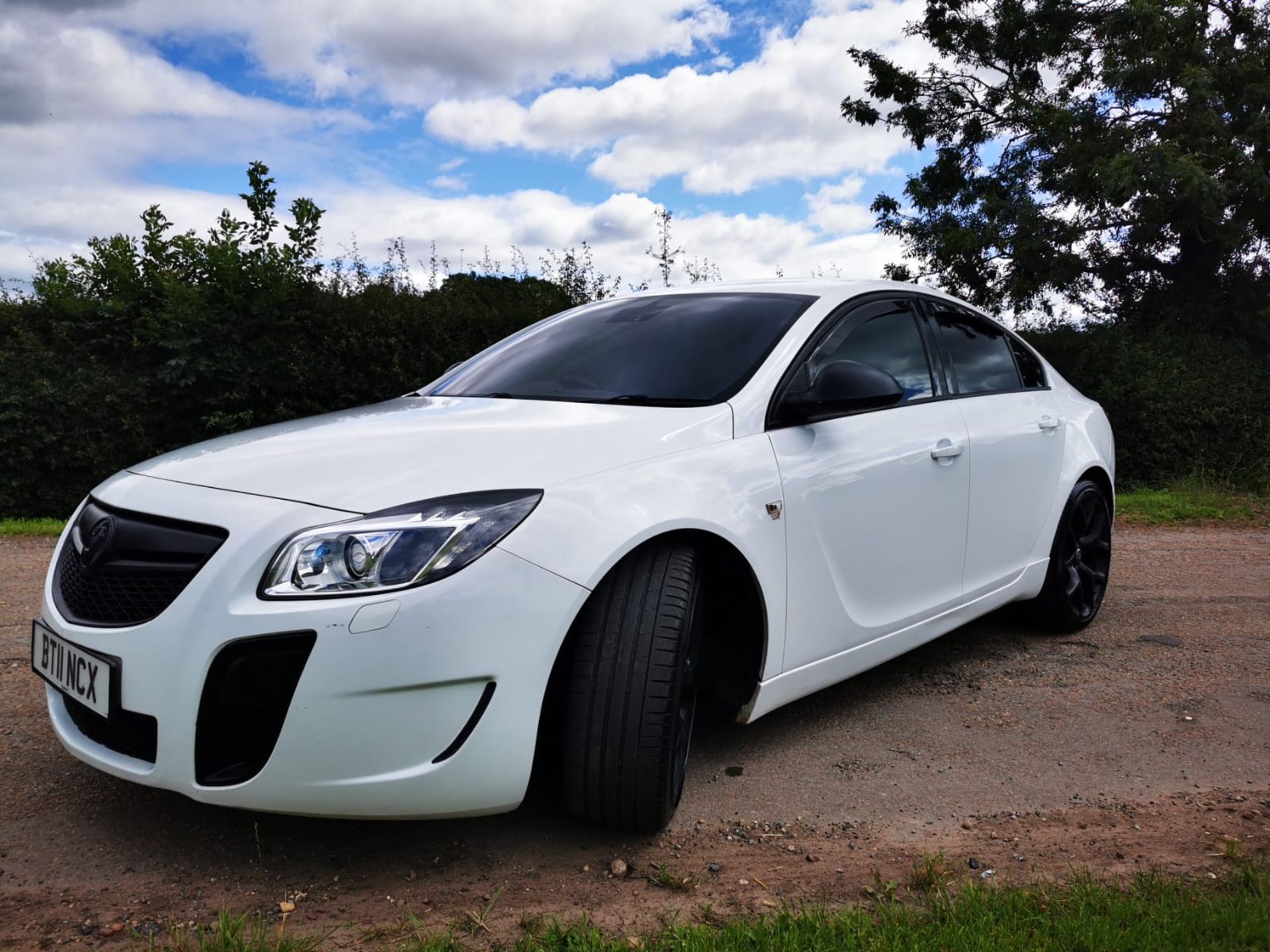 2011/11 REG VAUXHALL INSIGNIA VXR NAV TURBO 4X4 2.8 PETROL 4 DOOR SALOON, SHOWING 4 FORMER KEEPERS - Image 3 of 22