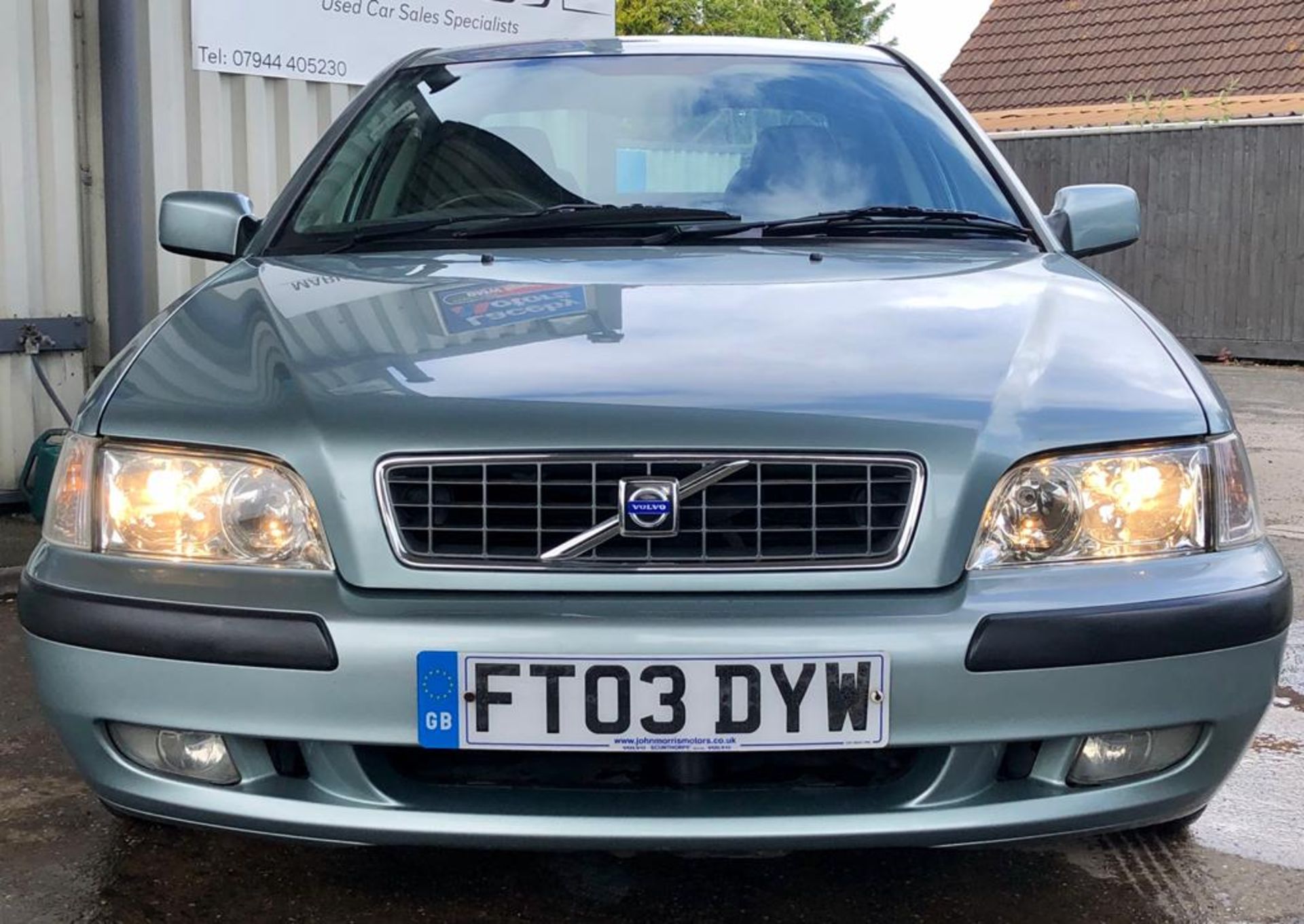 2003/03 REG VOLVO S40 S 1.6 PETROL 4 DOOR SALOON GREEN, SHOWING 3 FORMER KEEPERS *NO VAT* - Image 2 of 17