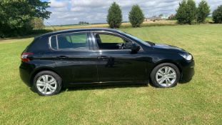 2015/15 REG PEUGEOT 308 ACTIVE HDI 1.6 DIESEL BLACK 5 DOOR HATCHBACK, SHOWING 1 FORMER KEEPER