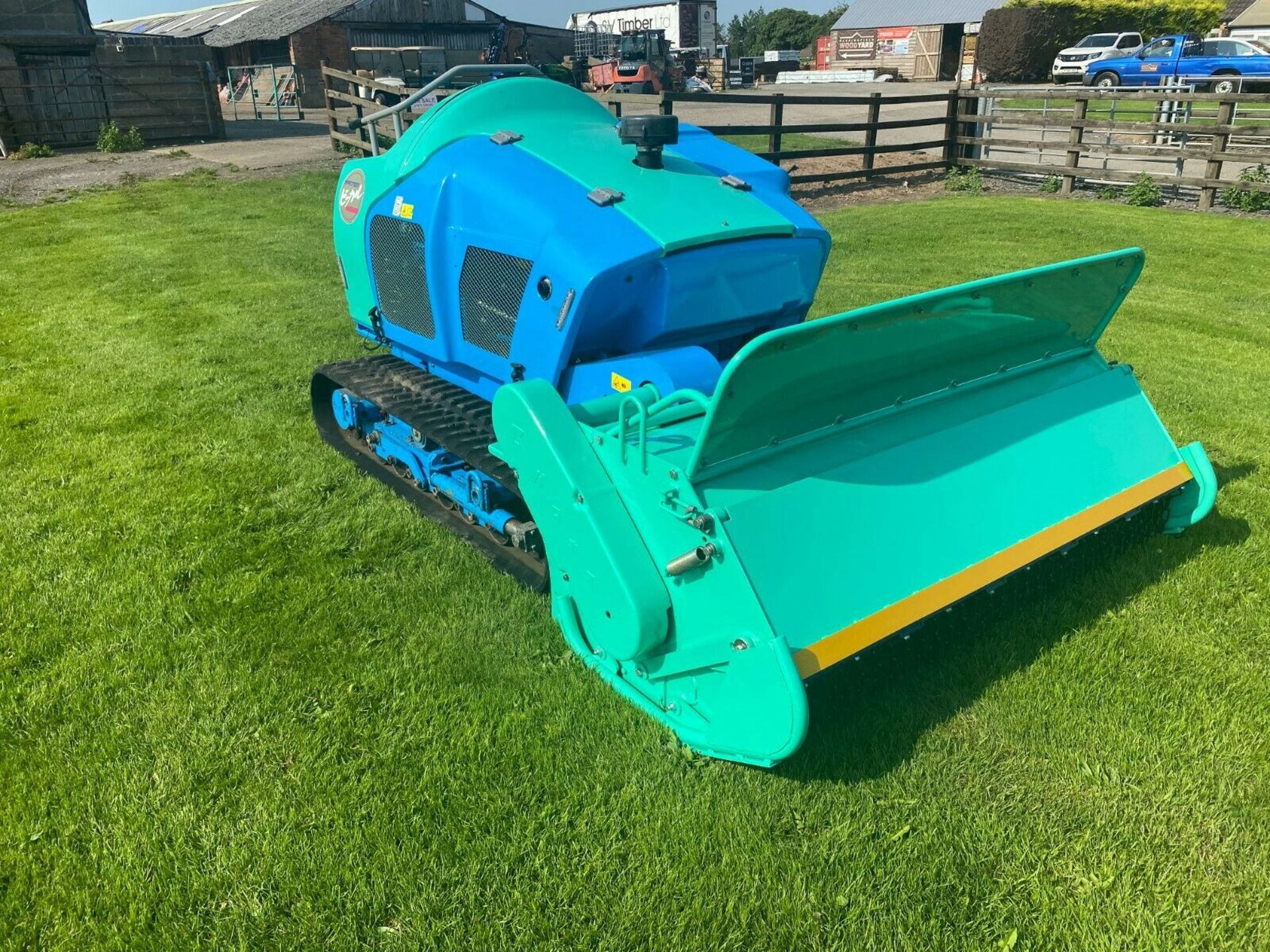 RIDE ON TRACKED BANK FLAIL MOWER, BARONESS HM1560K, YEAR 2017, ONLY 93 HOURS *PLUS VAT*