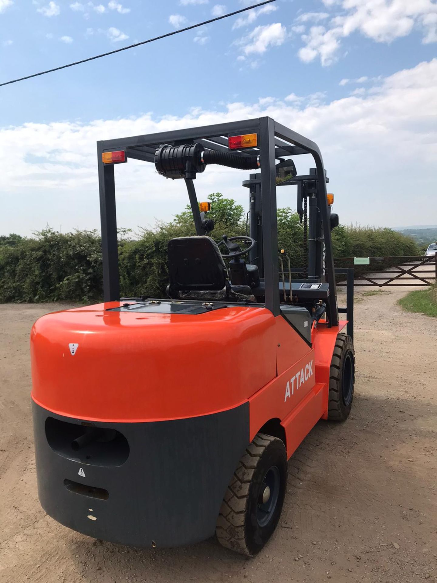 BRAND NEW UNUSED ATTACK FORKLIFT, RUNS, DRIVES & LIFTS *PLUS VAT* - Image 2 of 3