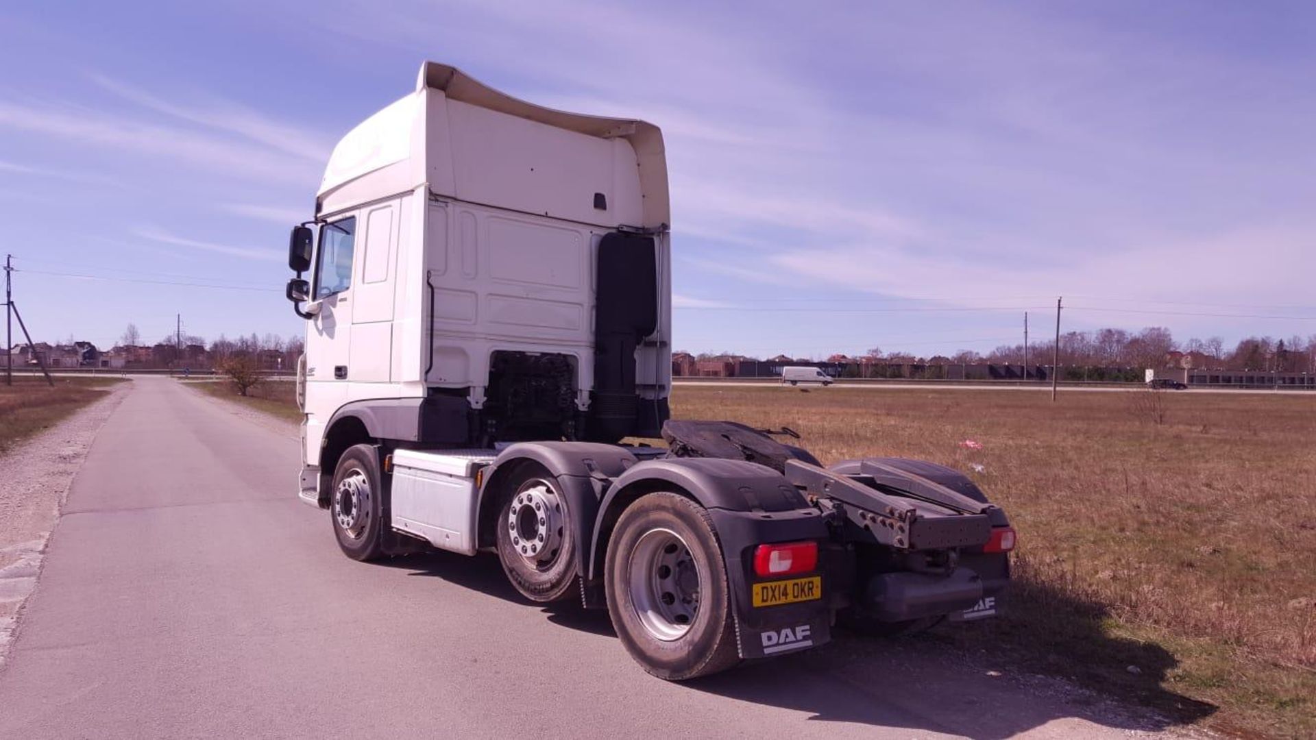 2014/14 REG DAF TRUCKS XF 440 FTG LHD WHITE DIESEL TRACTOR UNIT, SHOWING 0 FORMER KEEPERS *NO VAT* - Image 3 of 8