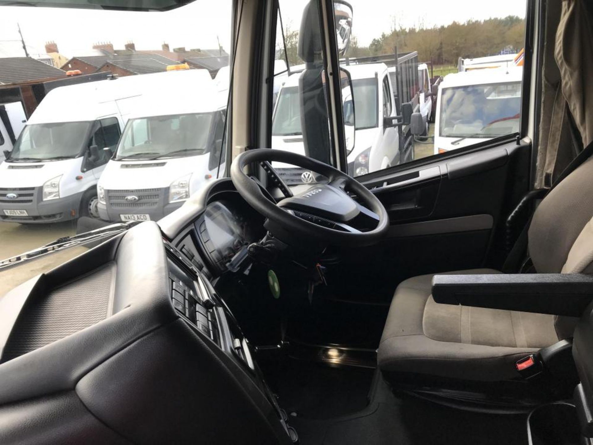 2014/14 REG IVECO STRALIS 440 EURO 5 6X2 TRACTOR UNIT AUTO GEARBOX SLEEPER CAB *PLUS VAT* - Image 8 of 23