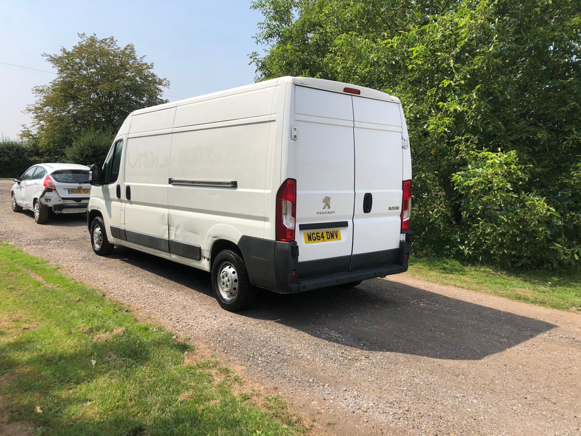 2014/64 REG PEUGEOT BOXER HDI 335 L3H2 PROFESSIONAL 2.2 DIESEL PANEL VAN, SHOWING 3 FORMER KEEPERS - Image 5 of 10