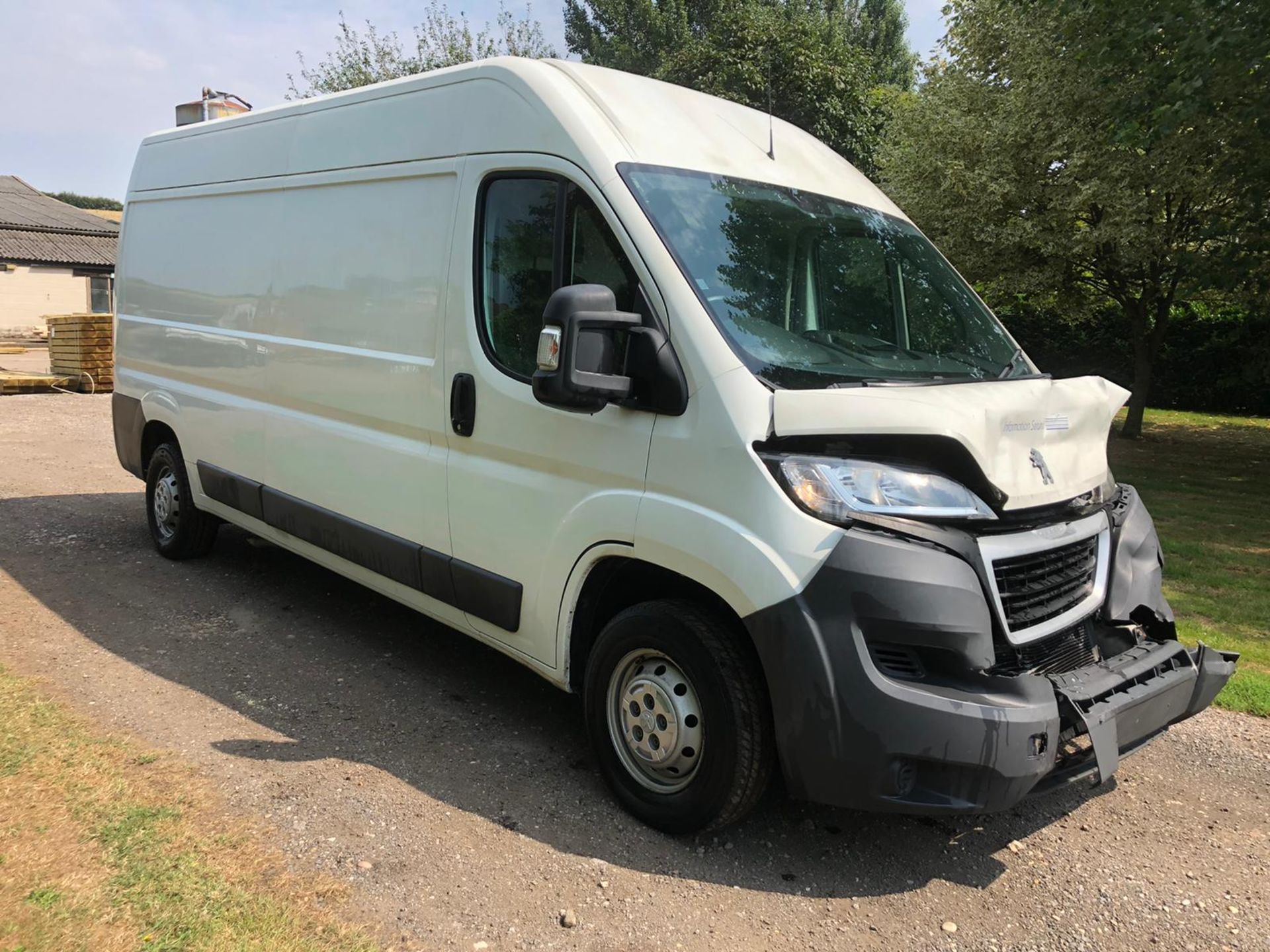 2014/64 REG PEUGEOT BOXER HDI 335 L3H2 PROFESSIONAL 2.2 DIESEL PANEL VAN, SHOWING 3 FORMER KEEPERS