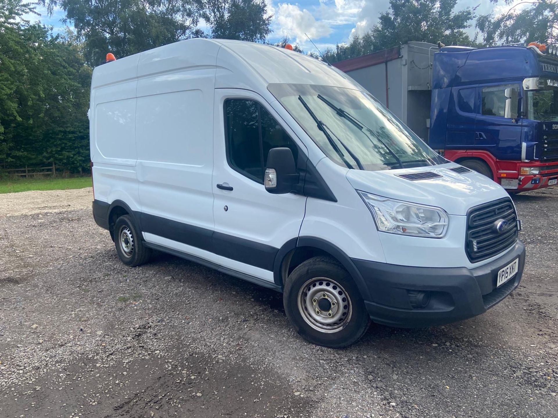 2015/15 REG FORD TRANSIT 350 2.2 DIESEL WHITE PANEL VAN, SHOWING 0 FORMER KEEPERS *PLUS VAT*