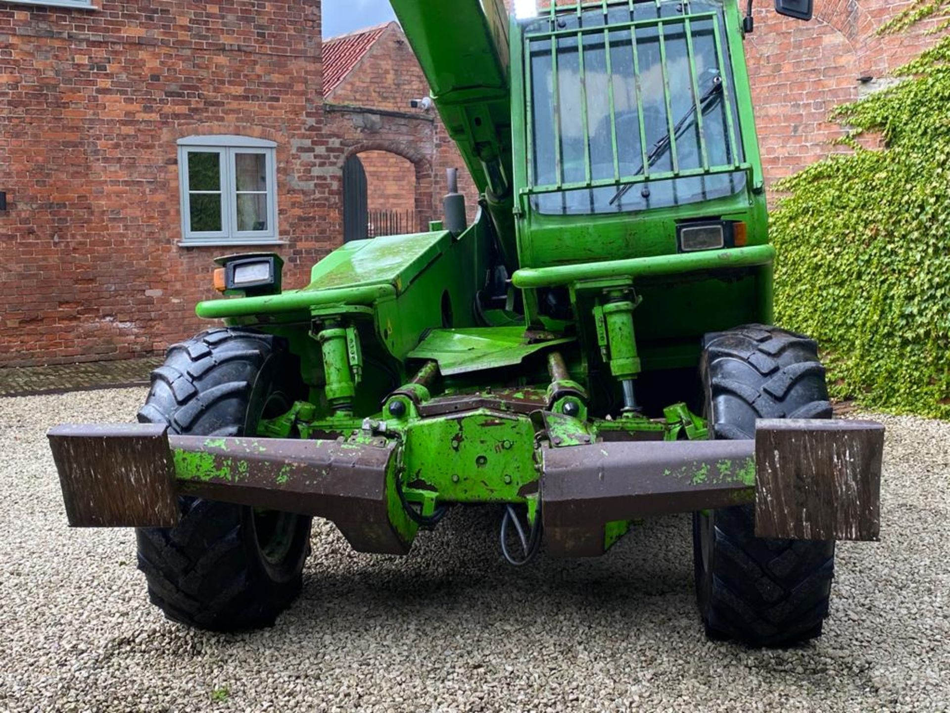 MERLO P40.16 KS TELESCOPIC HANDLER, NO ATTACHMENTS INCLUDED, RUNS, WORKS AND LIFTS *PLUS VAT* - Image 5 of 23