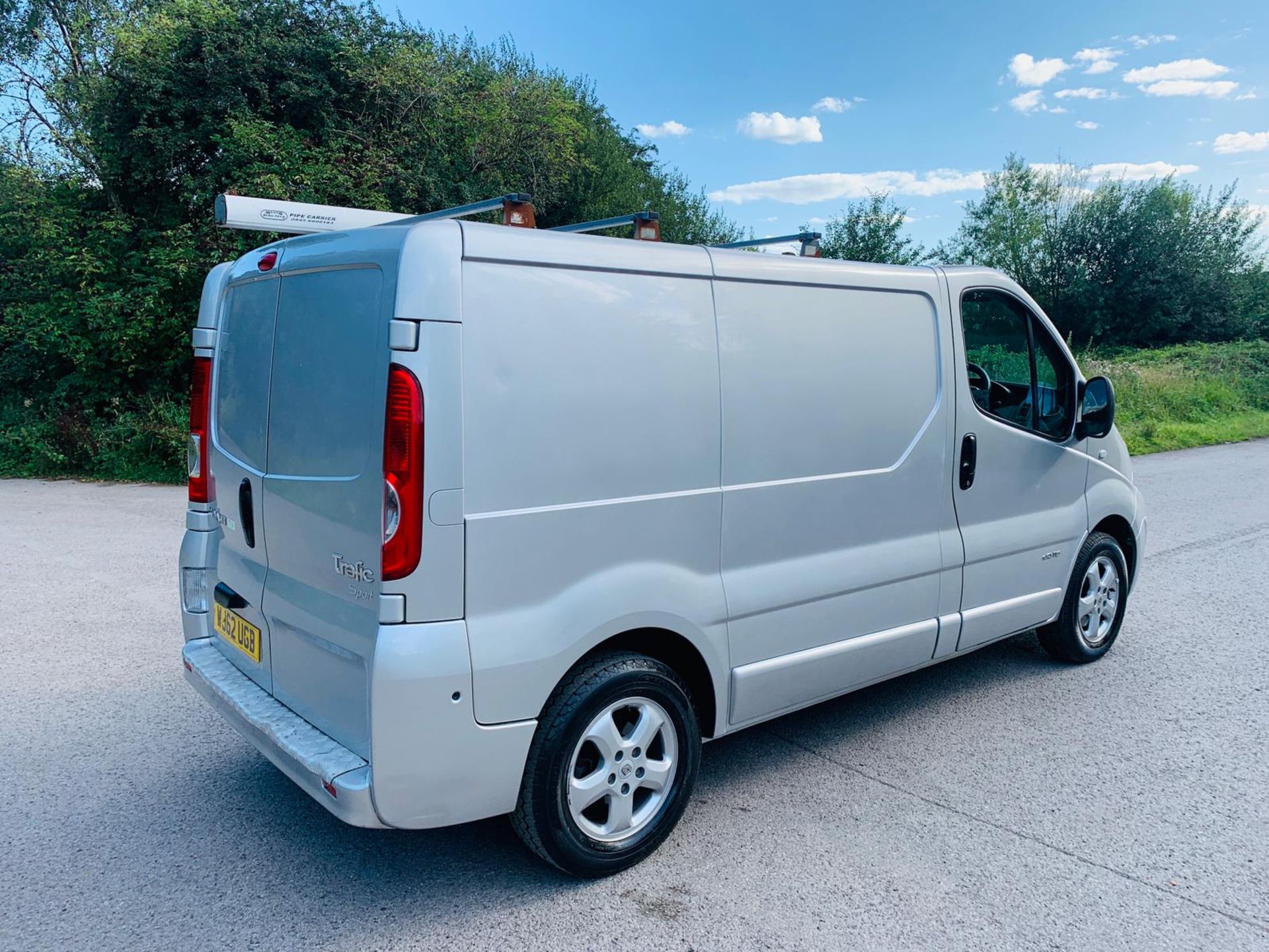 2012/62 REG RENAULT TRAFIC SL27 SPORT DCI 2.0 DIESEL SILVER PANEL VAN, SHOWING 2 FORMER KEEPERS - Image 4 of 15