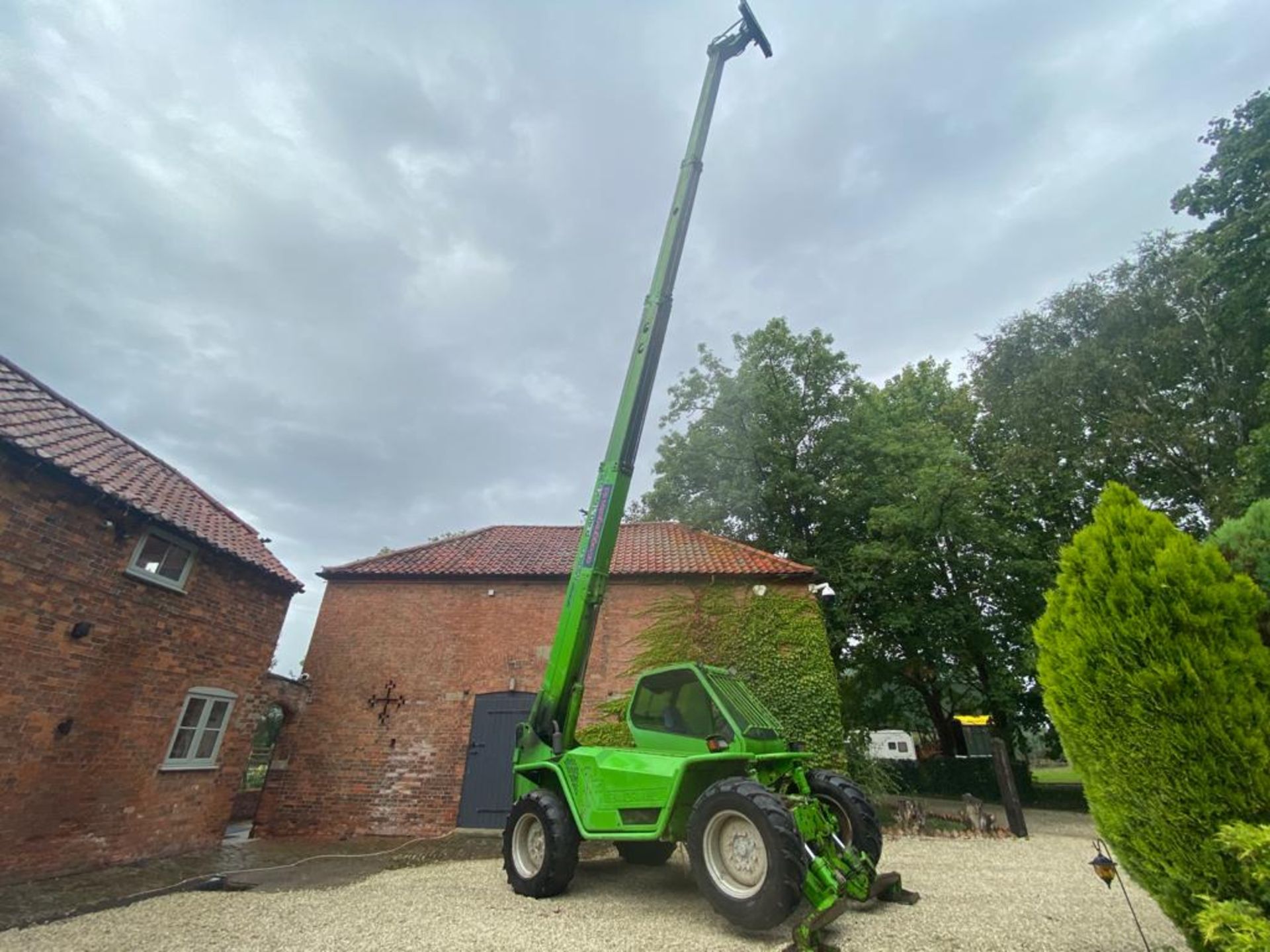 MERLO P40.16 KS TELESCOPIC HANDLER, NO ATTACHMENTS INCLUDED, RUNS, WORKS AND LIFTS *PLUS VAT* - Image 14 of 23