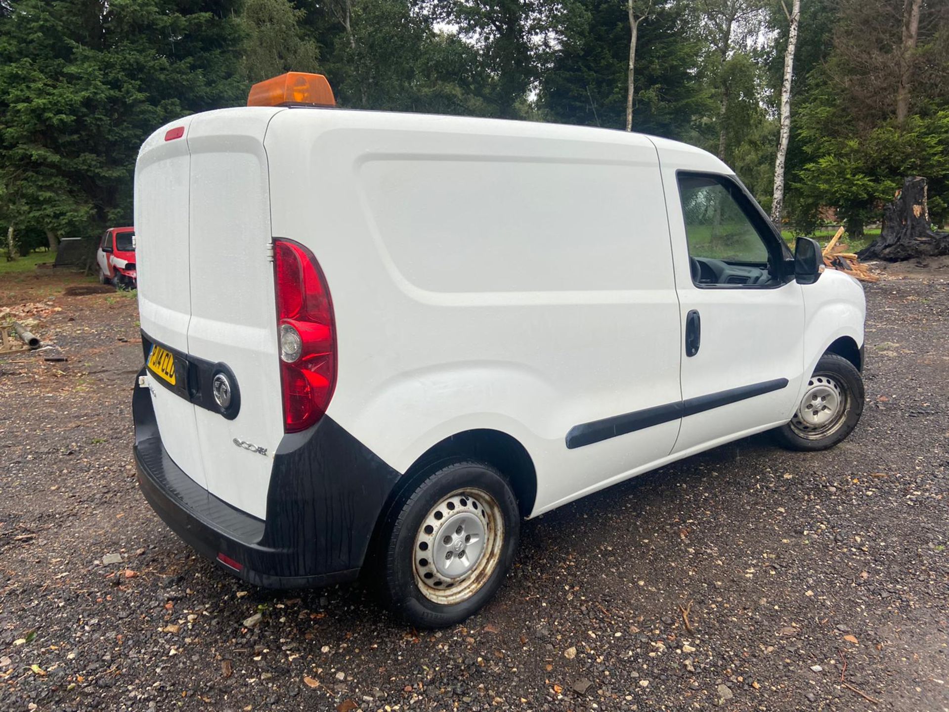 2014/14 REG VAUXHALL COMBO 2000 L1H1 CDTI SS ECOFLEX 1.25 DIESEL WHITE PANEL VAN *PLUS VAT* - Image 7 of 9